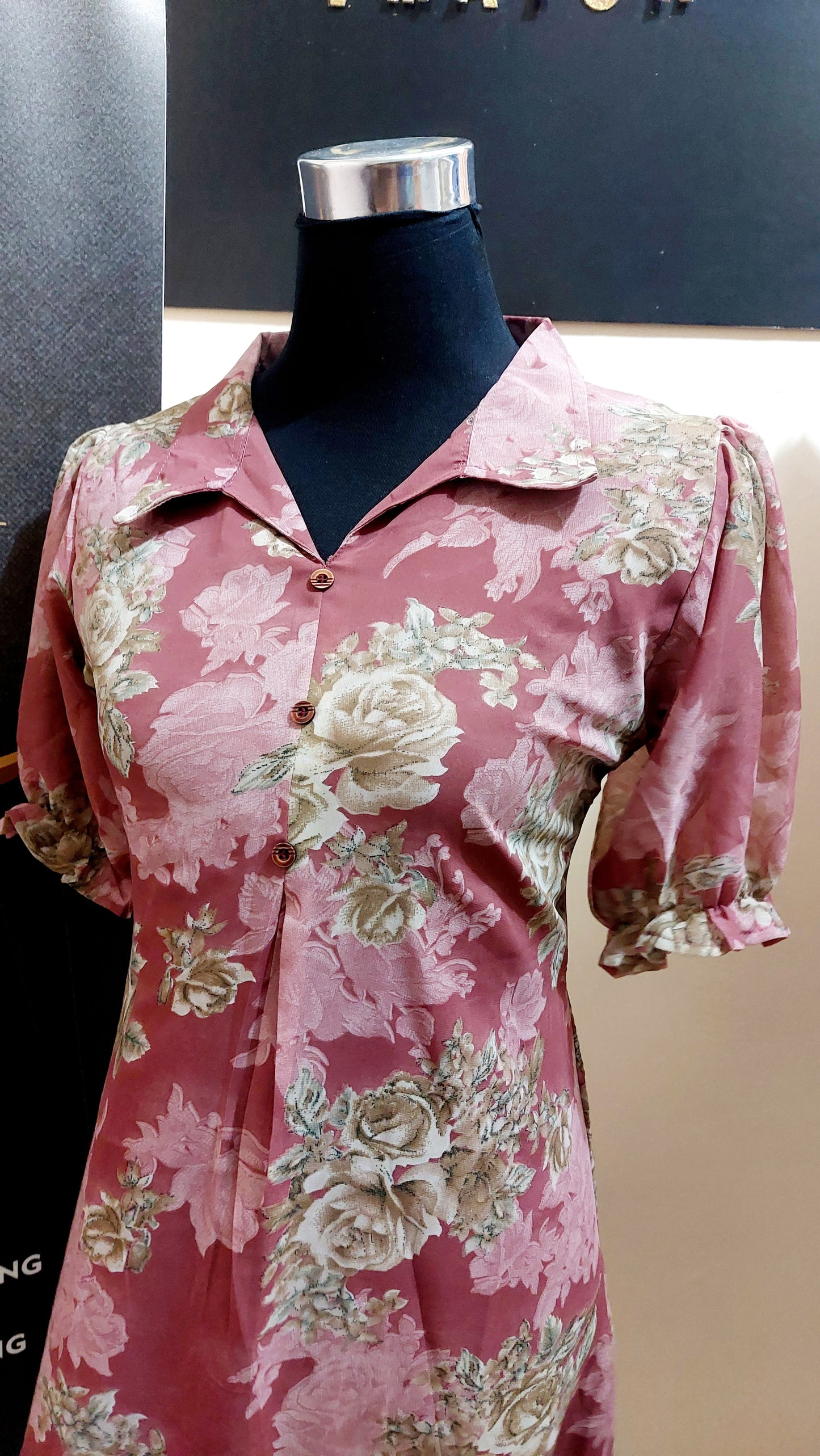 OS62 Beautiful Soft Georgette collar type Kurthi with crape lining and show buttons!!!