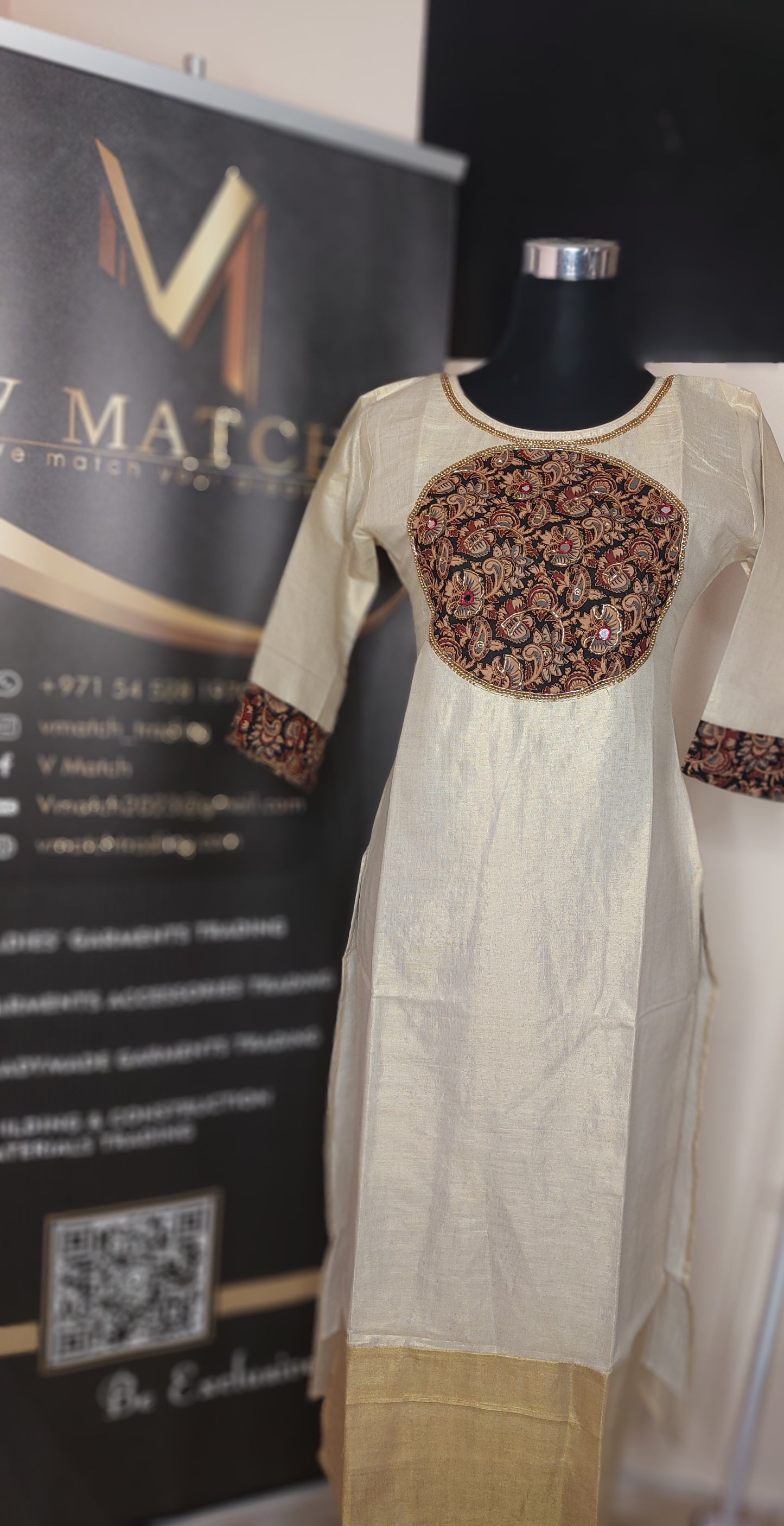 1SP24.Beautiful Soft tissue Slitted Kurti with Kalamkari patch and bead work!!!