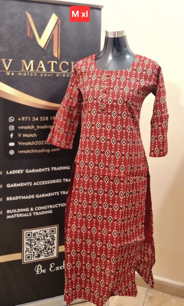 OS14. Cotton Slitted Top with Lining.