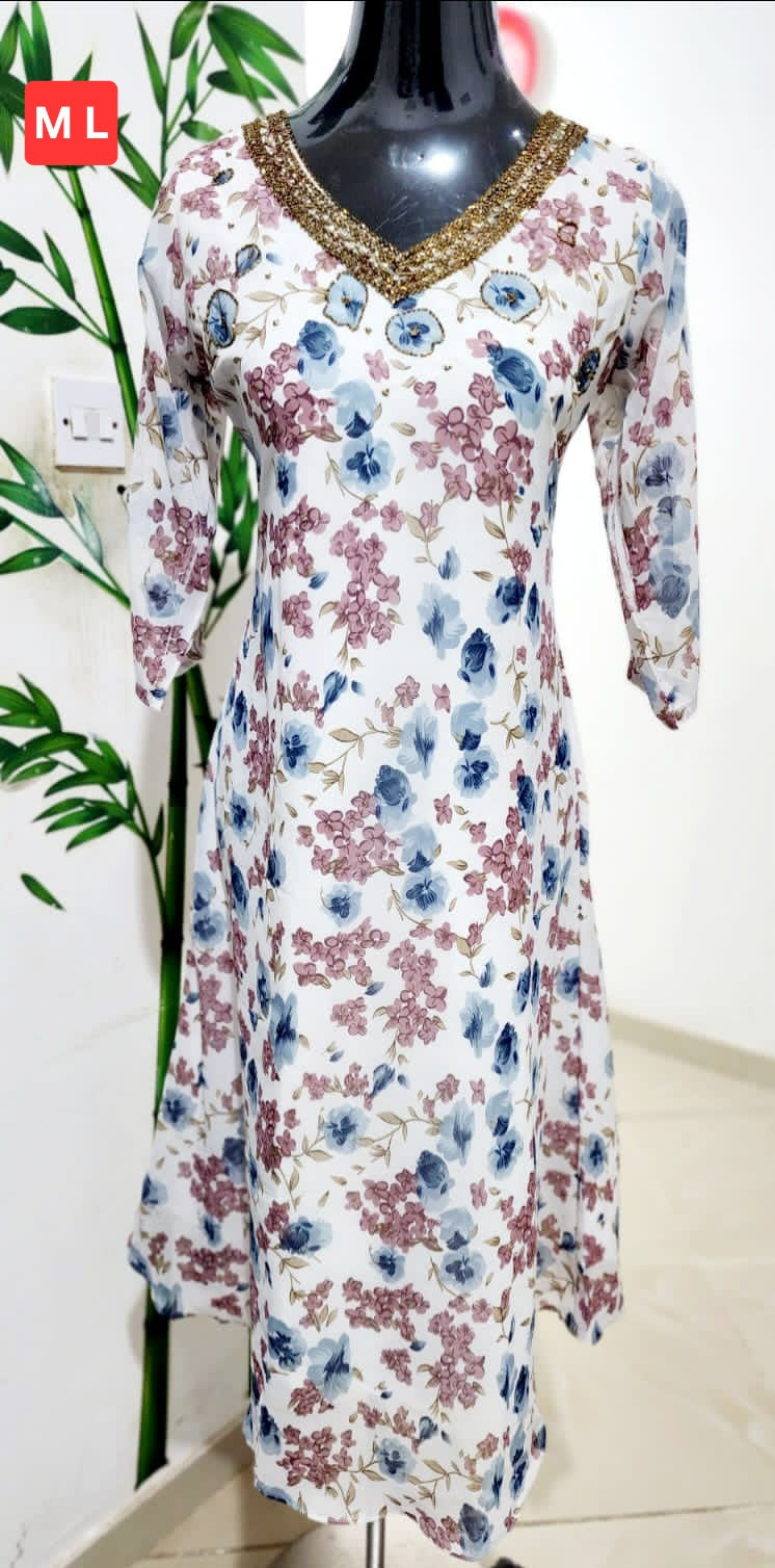 OS13. Beautiful Georgette Aline top.