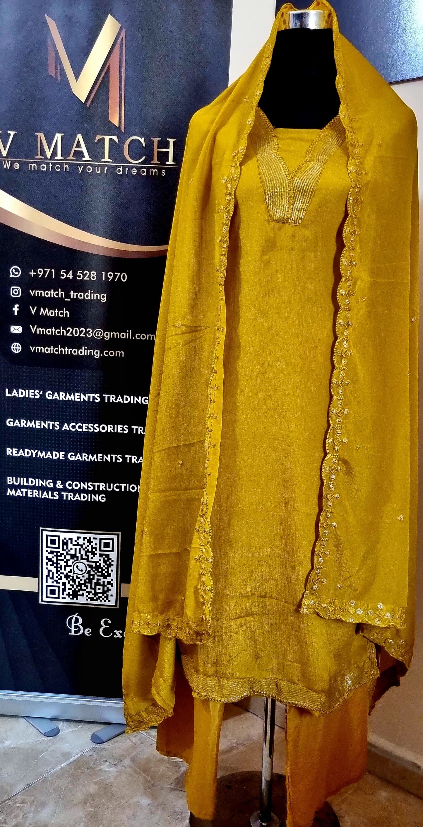 24MR8 Chinnon Silk 3 Piece Set