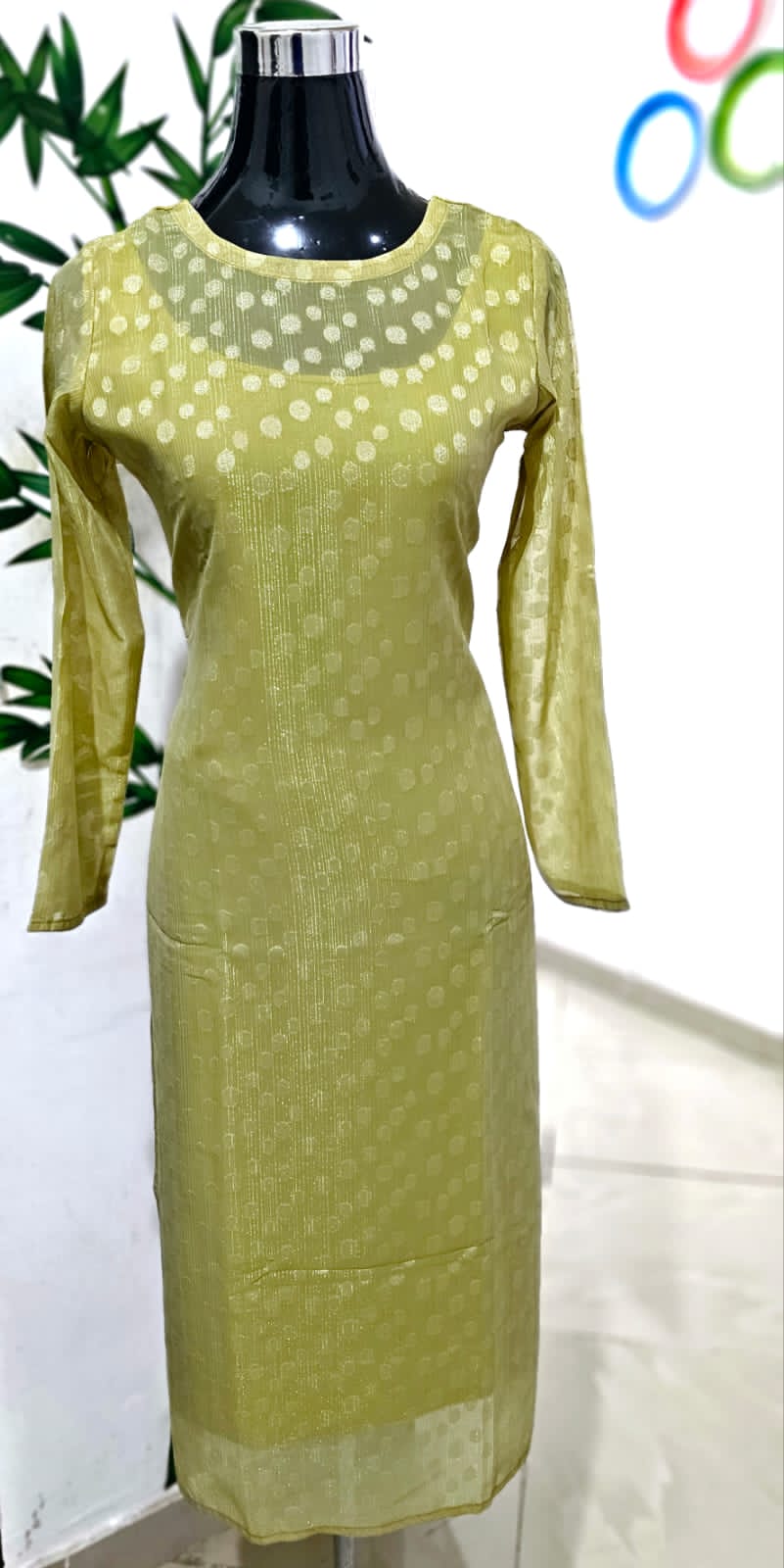 Georgette mix Slitted Top