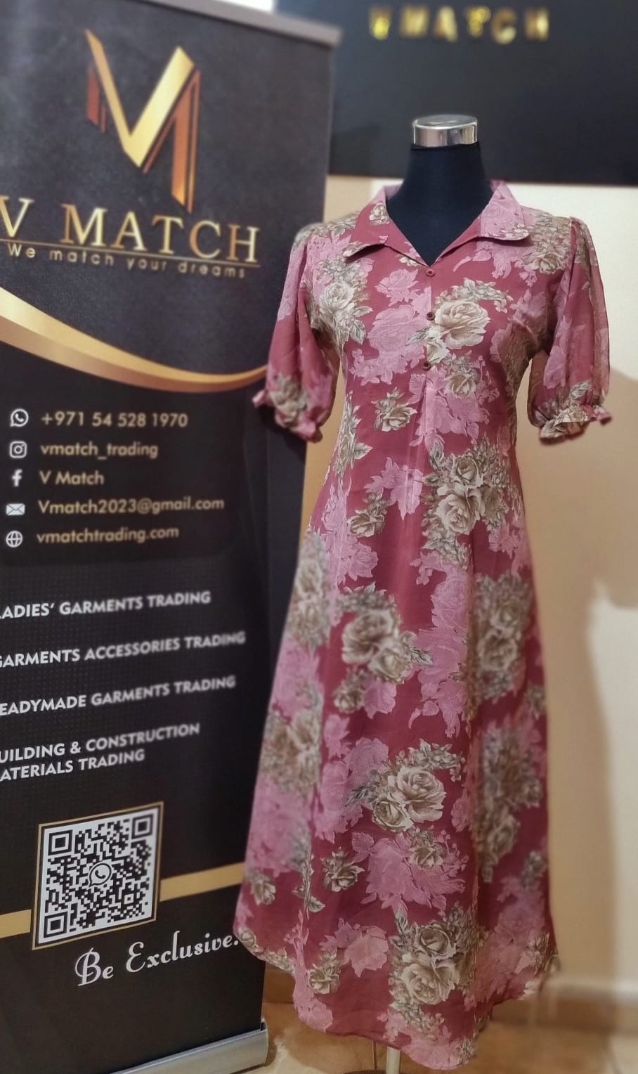OS62 Beautiful Soft Georgette collar type Kurthi with crape lining and show buttons!!!