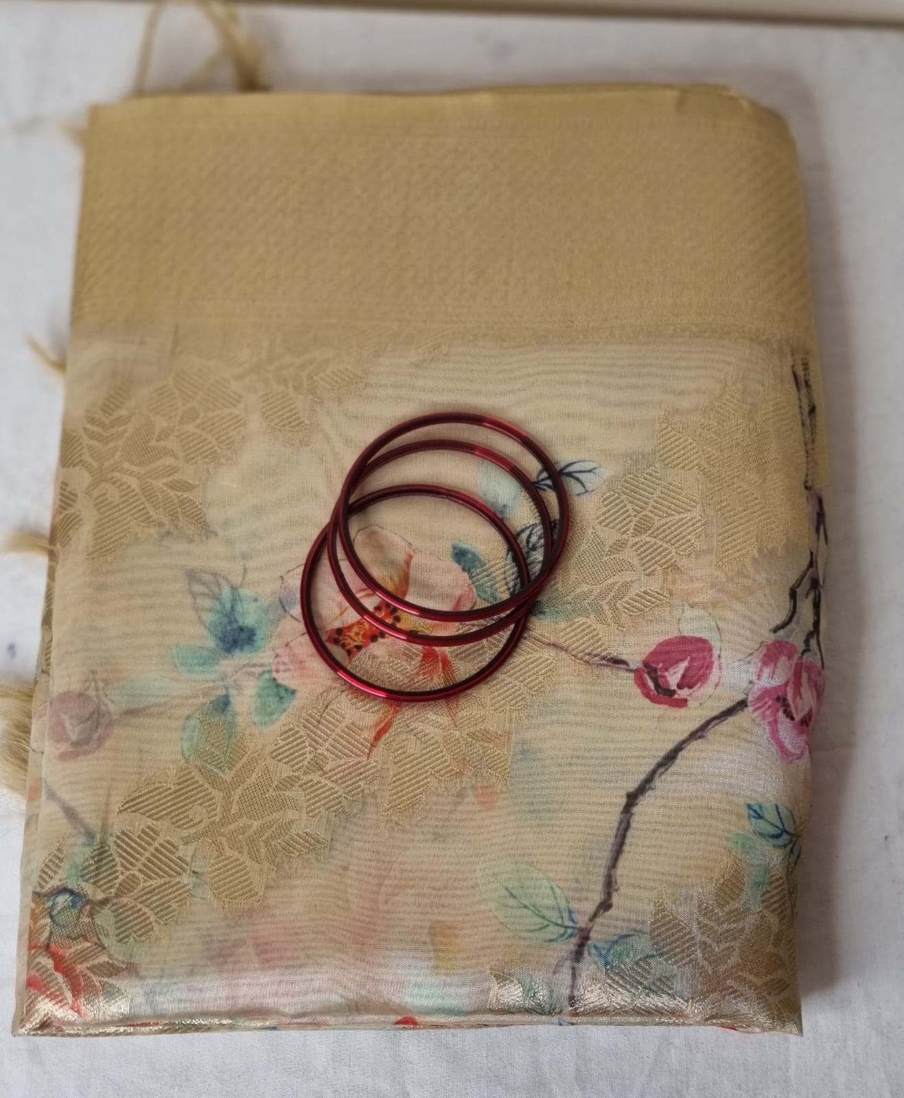 Beautiful fine quality Organza Digital printed super zari Designer saree with attached Bp