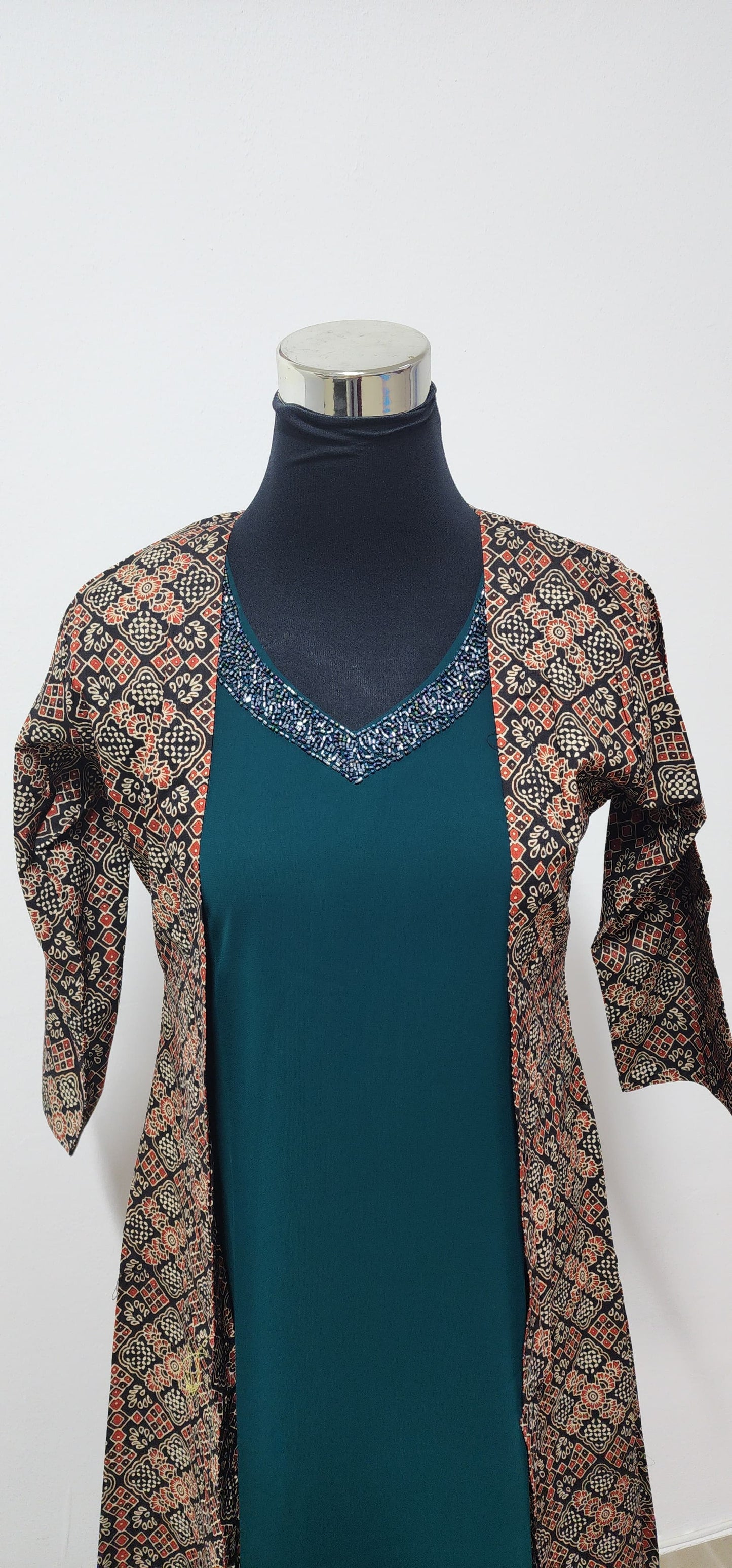 01FEB25. Premium Georgette Aline Inner with Ajrakh Jacket.