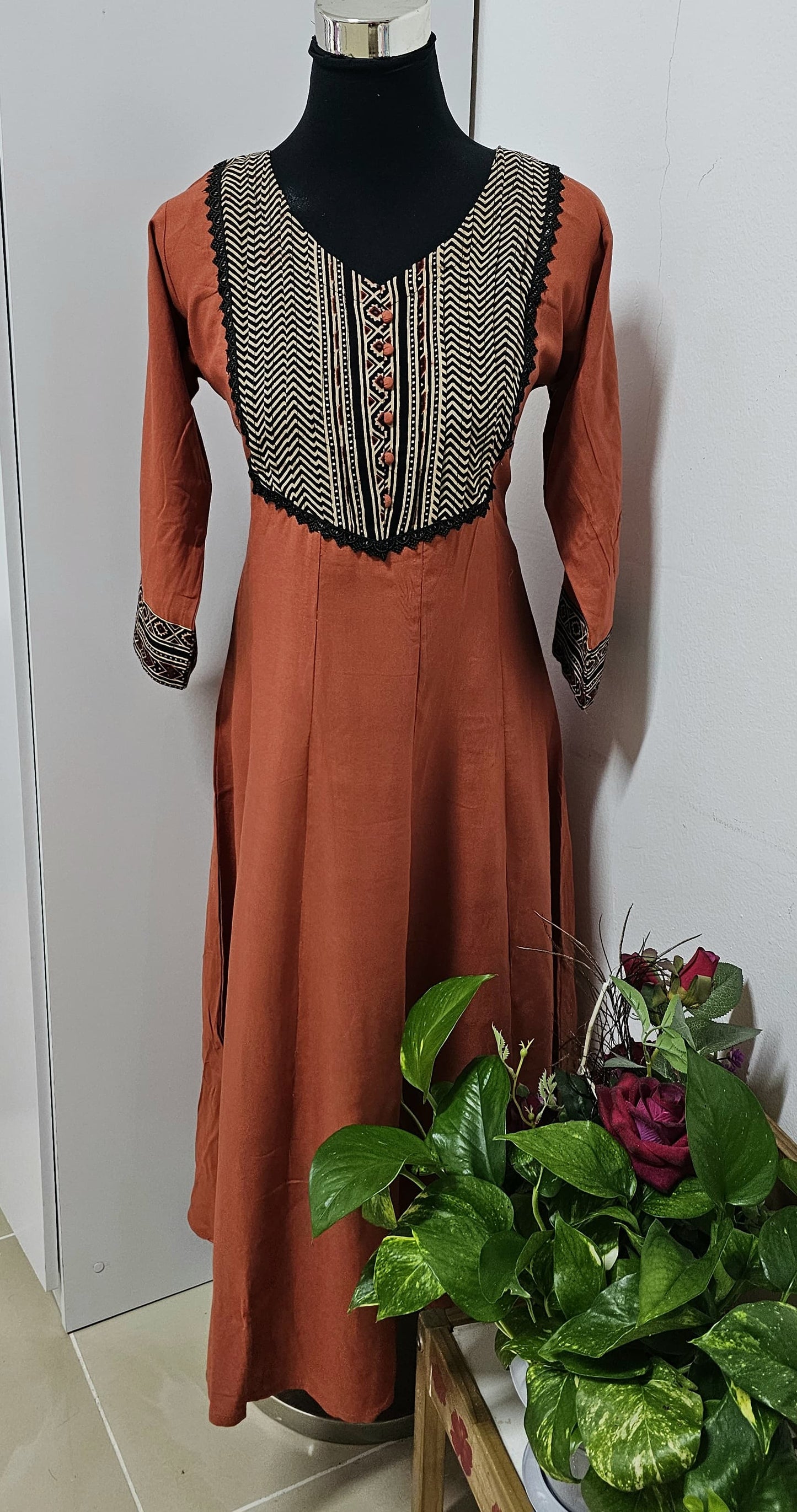 9APR25.Premium Rayon with Ajrakh Patch on the yoke and Lace Panel Cut!!!