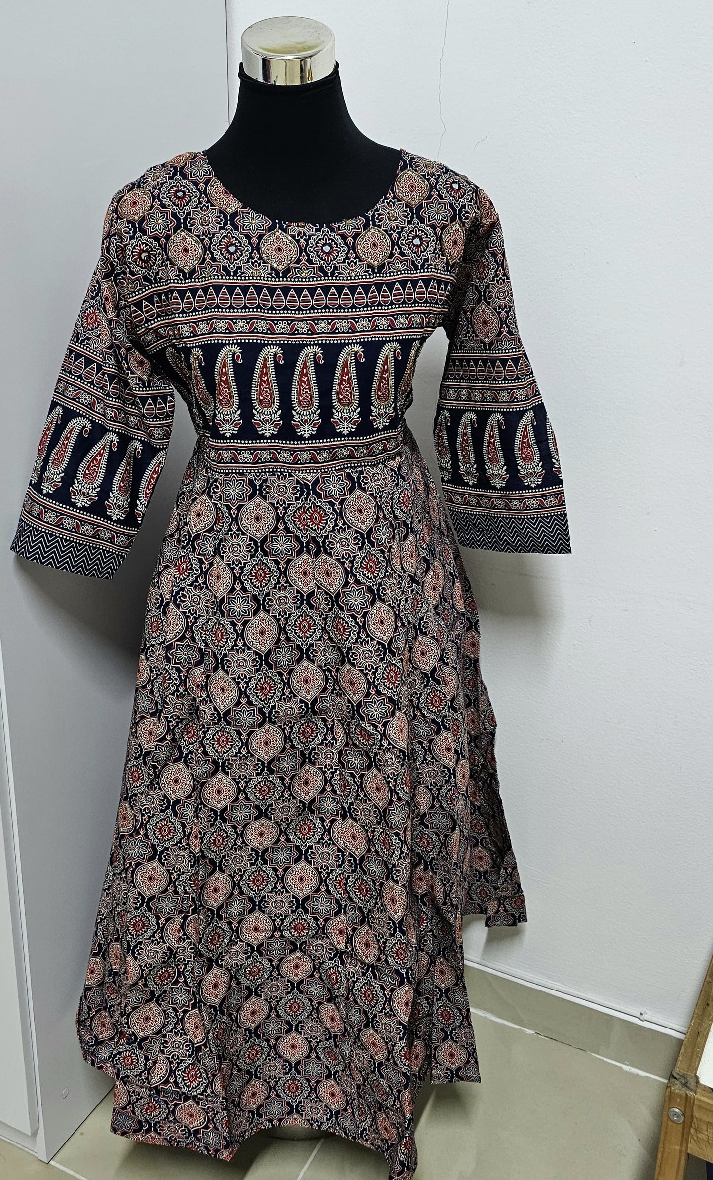23APRBZ25. Cotton A line Top
