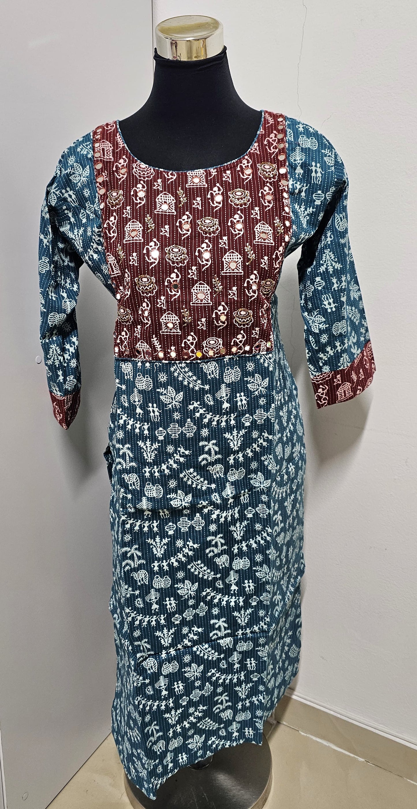 21APRBZ25. Kantha Cotton Slitted Top with Lining