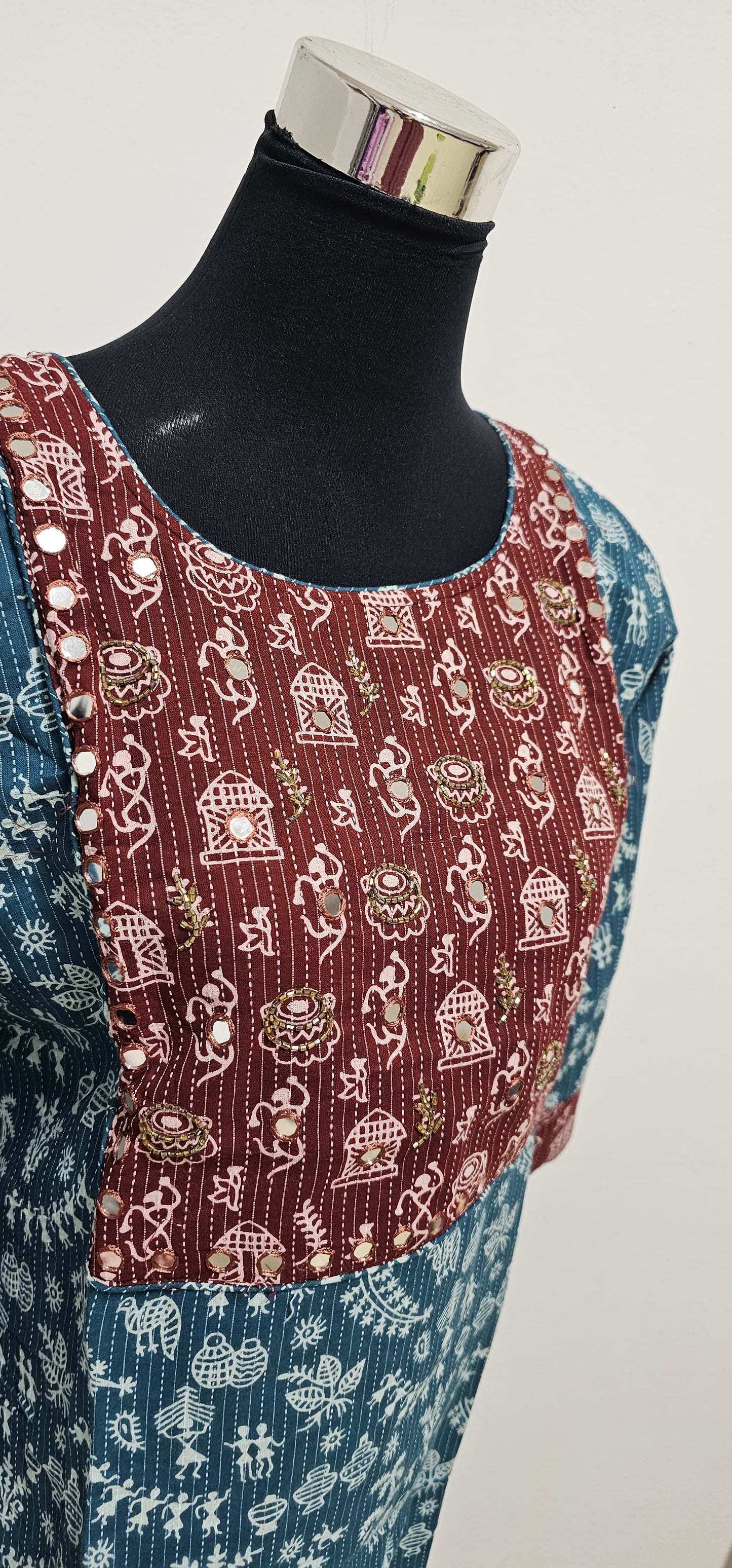 21APRBZ25. Kantha Cotton Slitted Top with Lining