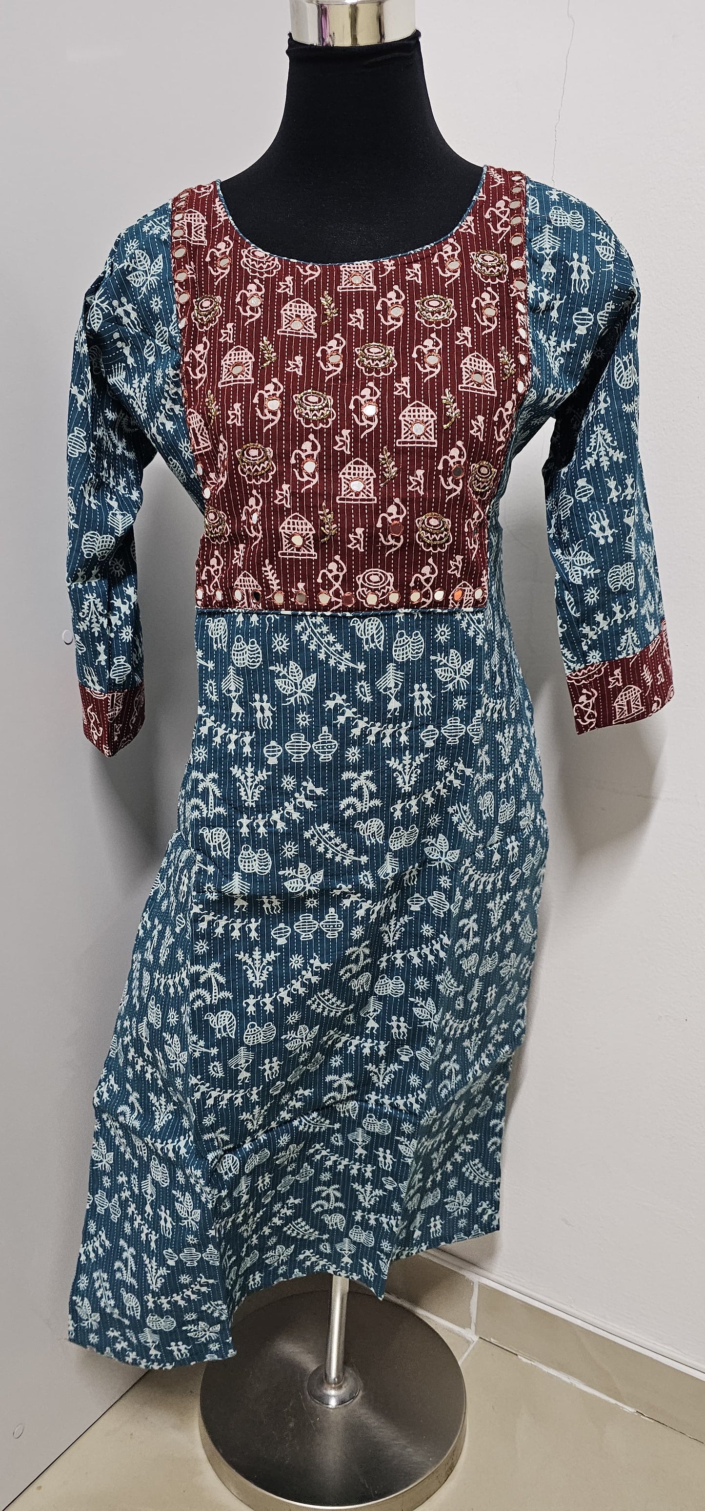 21APRBZ25. Kantha Cotton Slitted Top with Lining