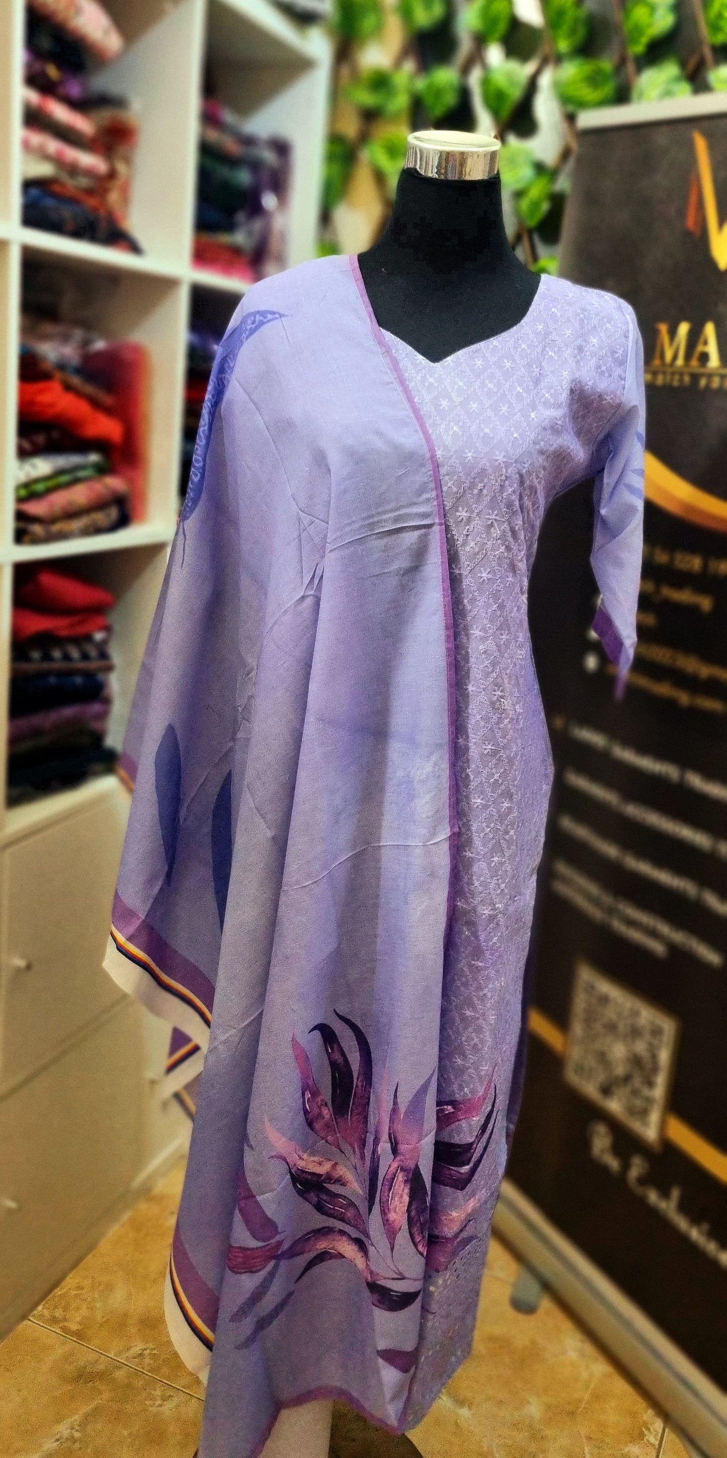 28MY25 Hakkoba Slitted Cotton Top with Cotton Dupatta.