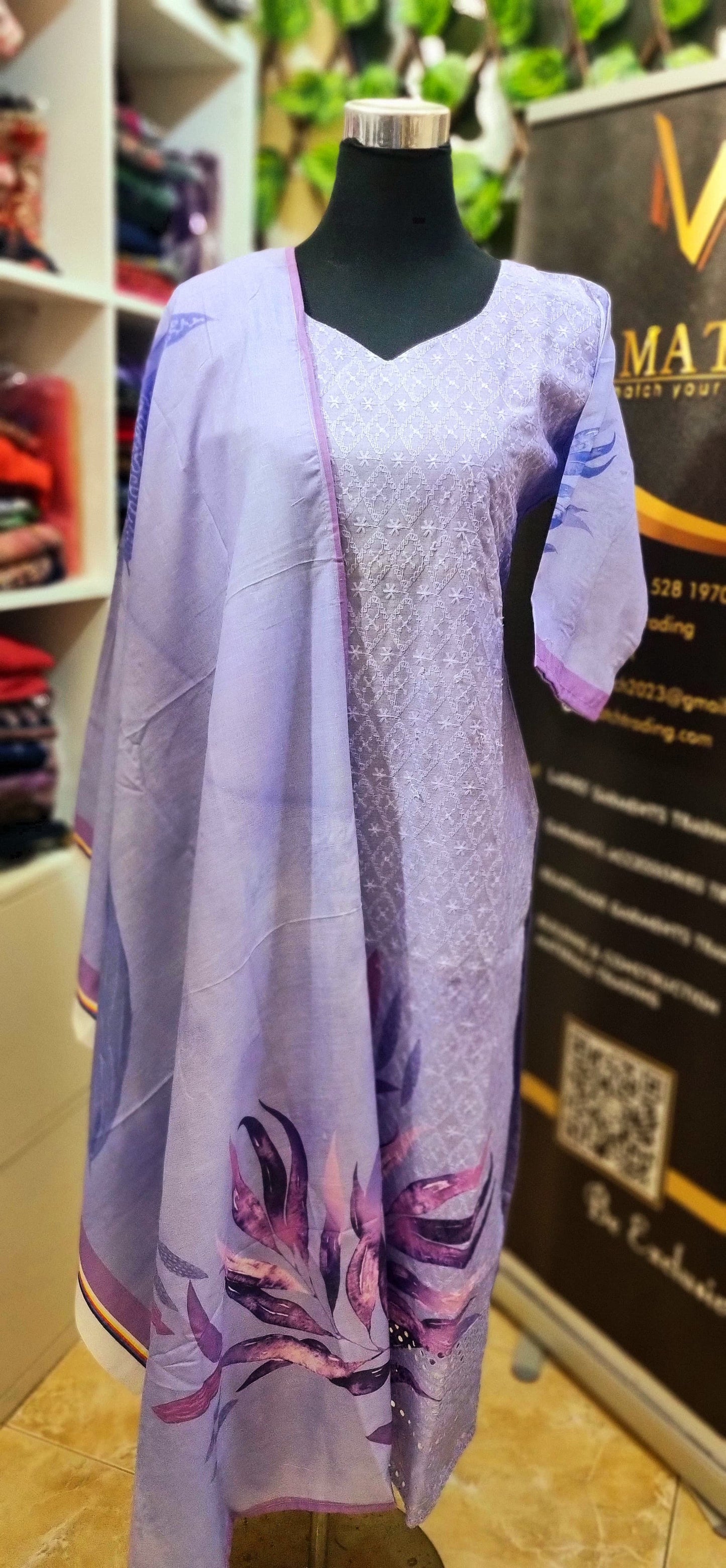 28MY25 Hakkoba Slitted Cotton Top with Cotton Dupatta.