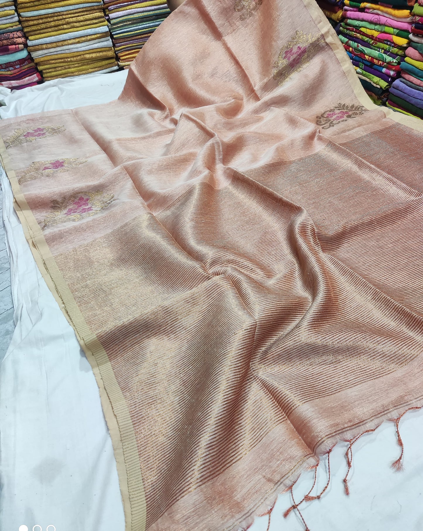15NOV25. Premium Tissue Linen Saree.