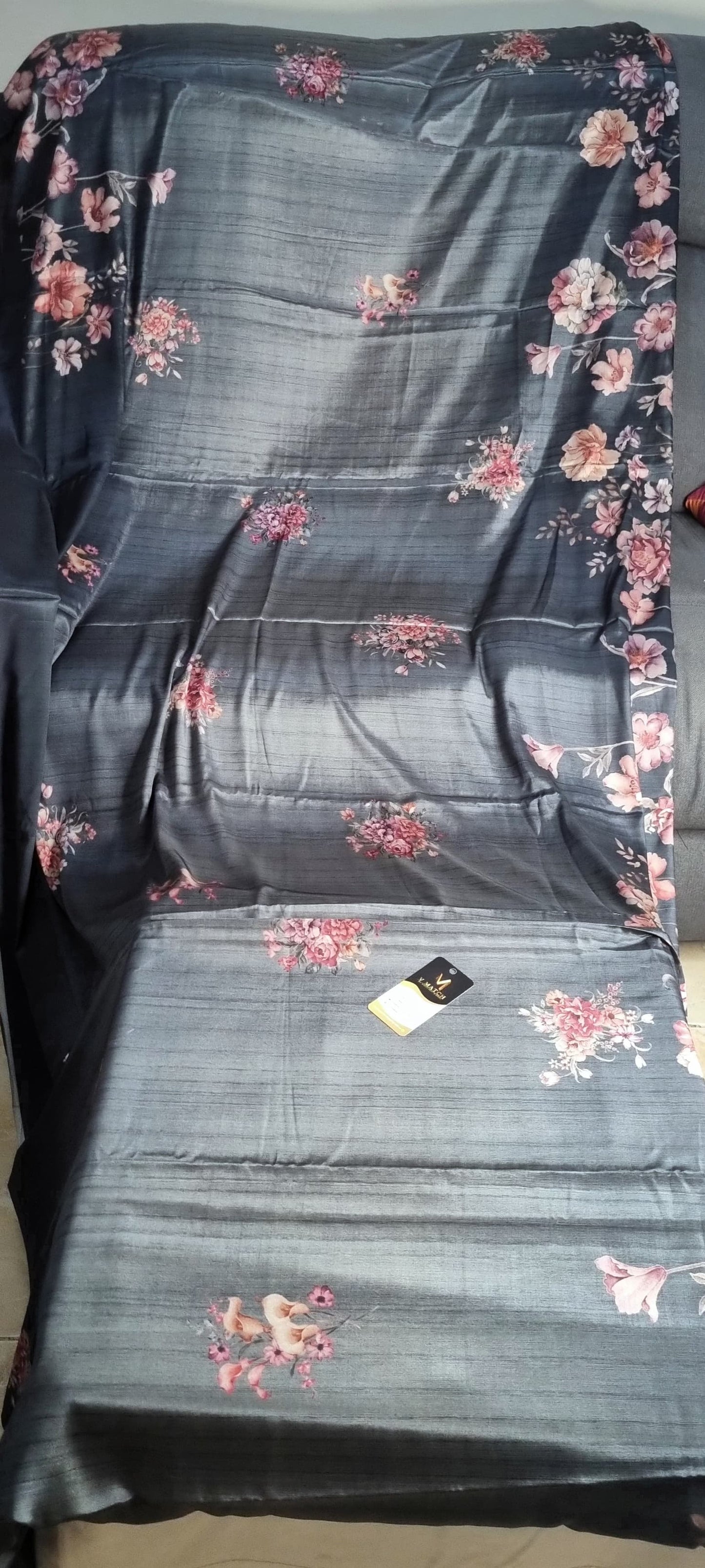 44SEP25. Floral Crepe Silk Saree.