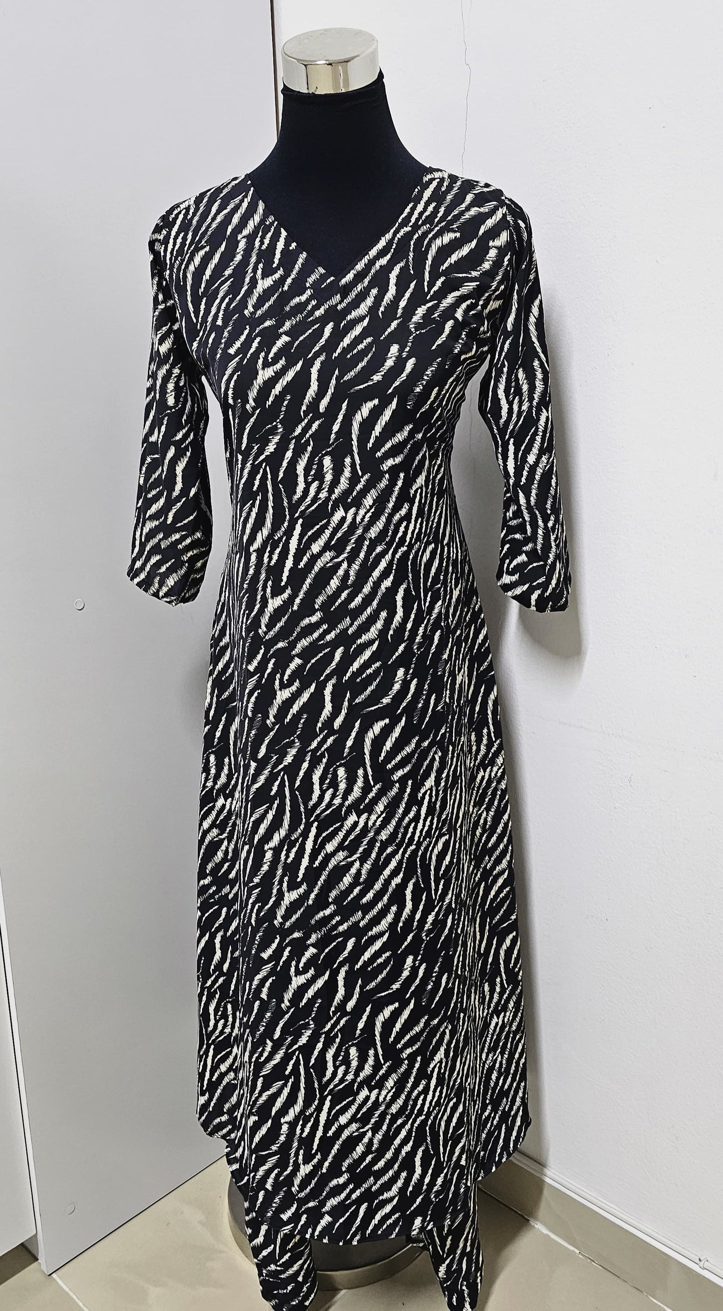 21NOV25. CREPE CO ORD SET.