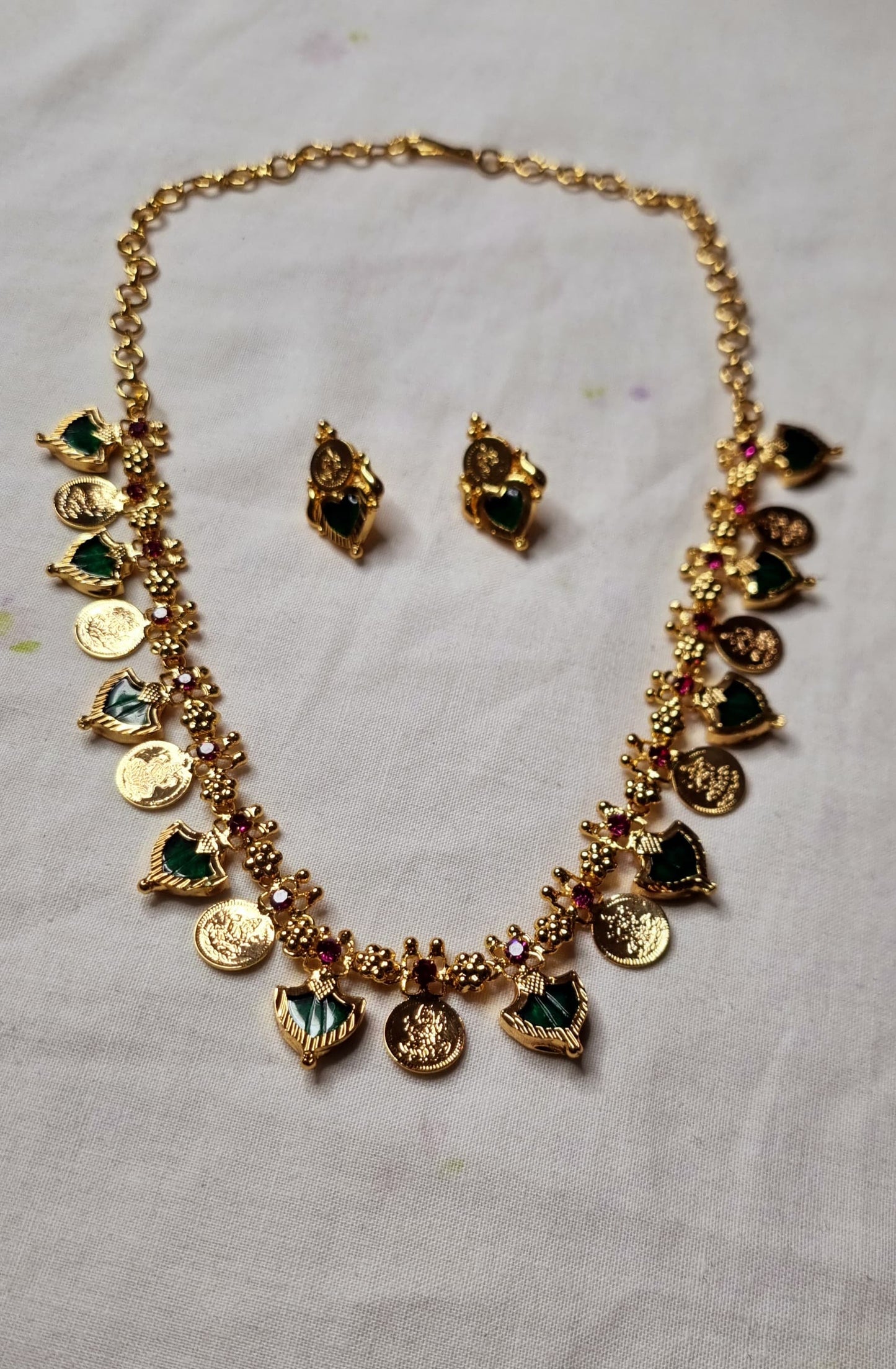 AC12SET. Pallaka and Kasi Fusion Necklace Set with Earrings