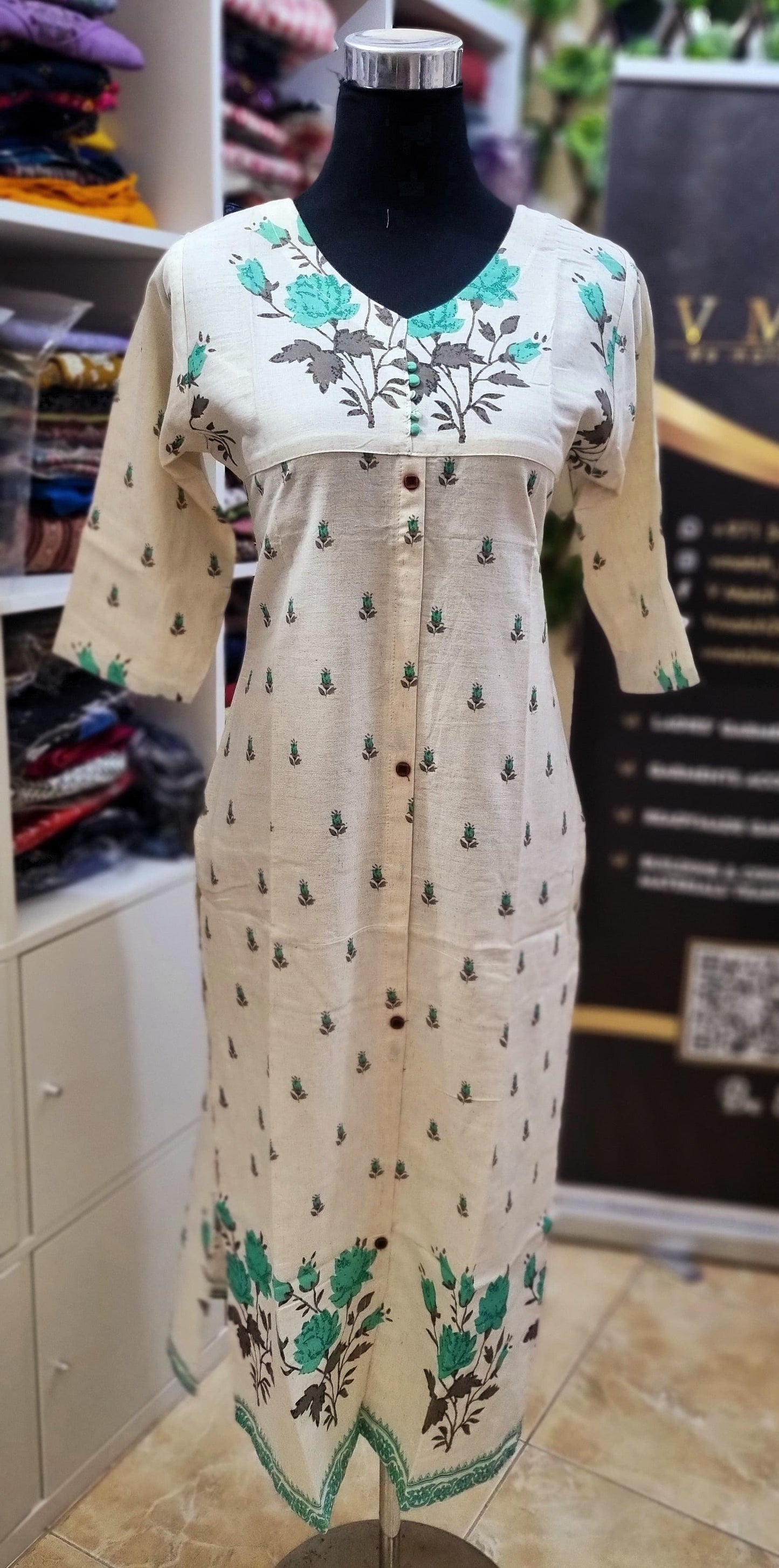 23MY25. Printed Khadi Cotton Slitted Top