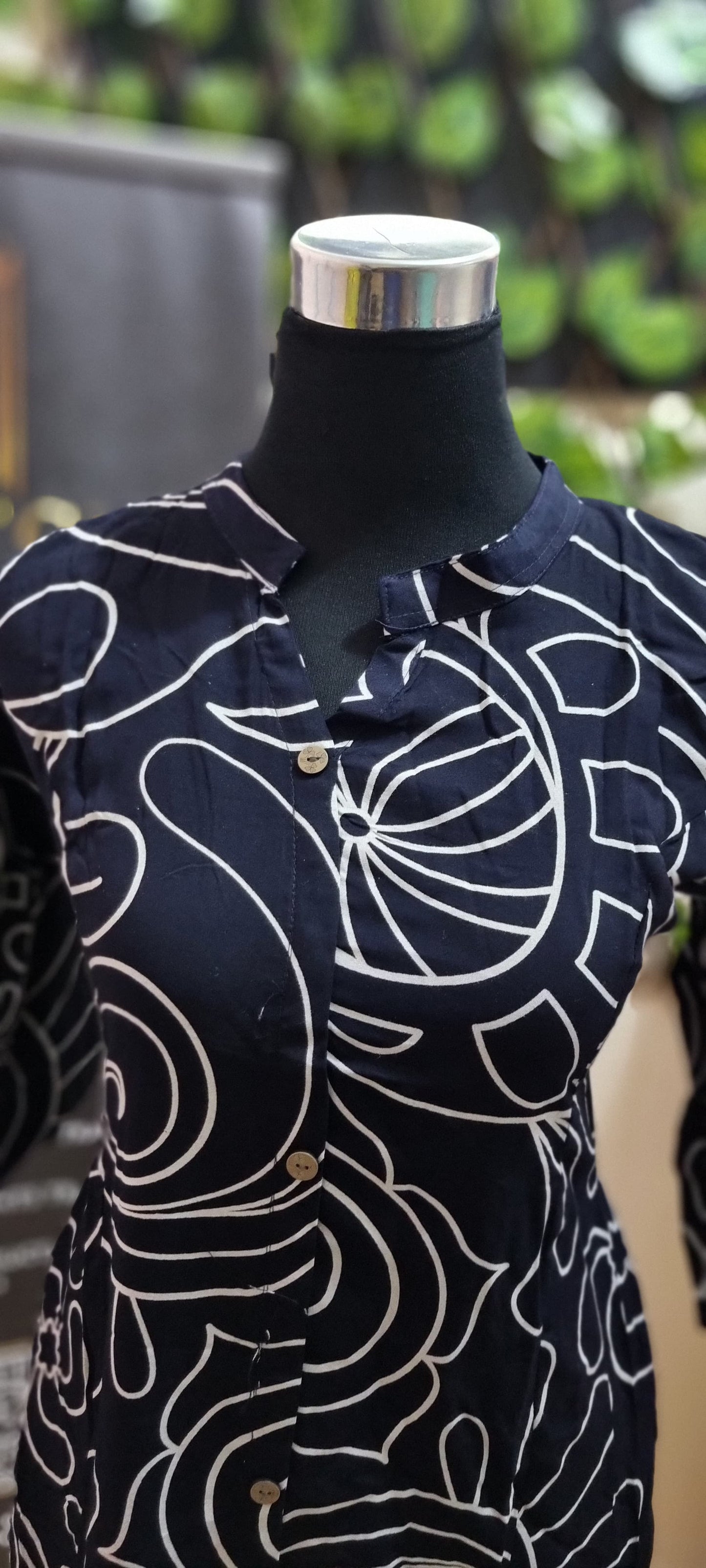 9JAN25.Beautiful Heavy Rayon Aline Top !!!