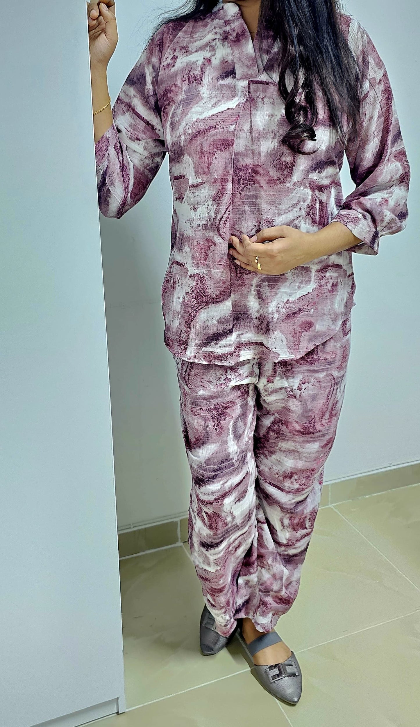 10MY25. Digital Print Chiffon Co-ord Set with crape Inner.