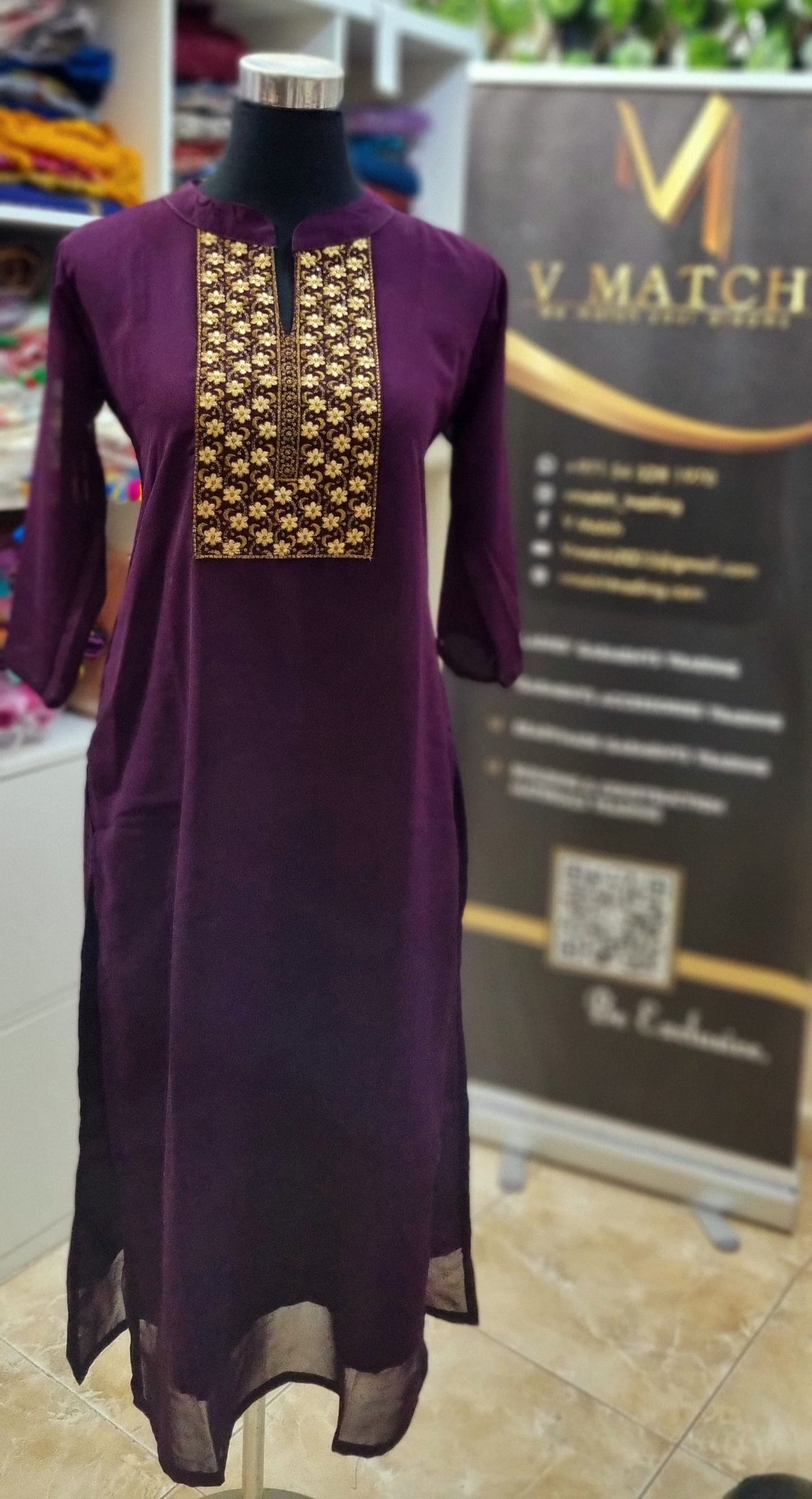 18AUG25.Georgette Slitted Top.