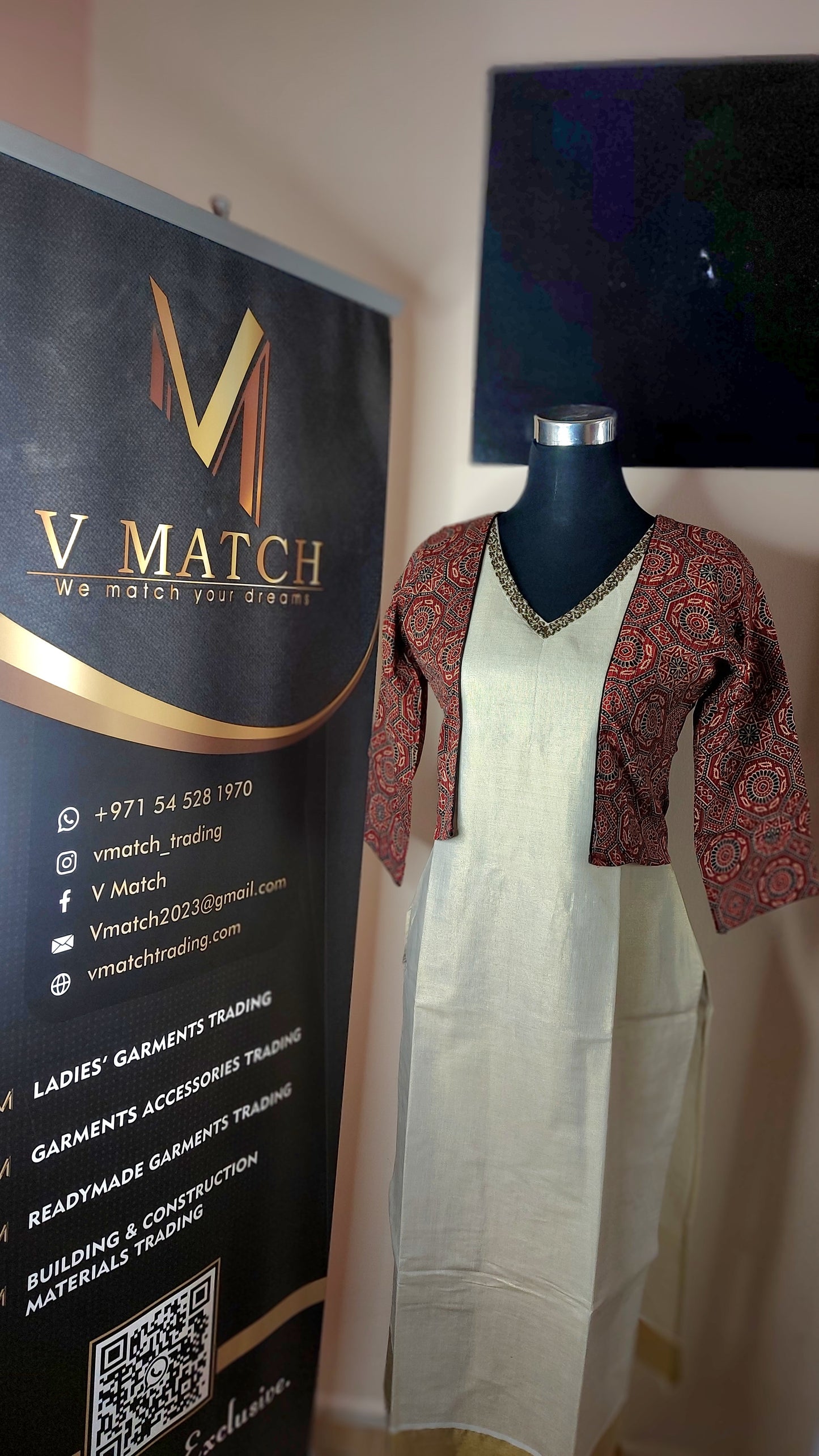 6SP24.Beautiful Cotton Slitted top with Separate Kantha Stitched  Ajrakh Print Jacket!!!