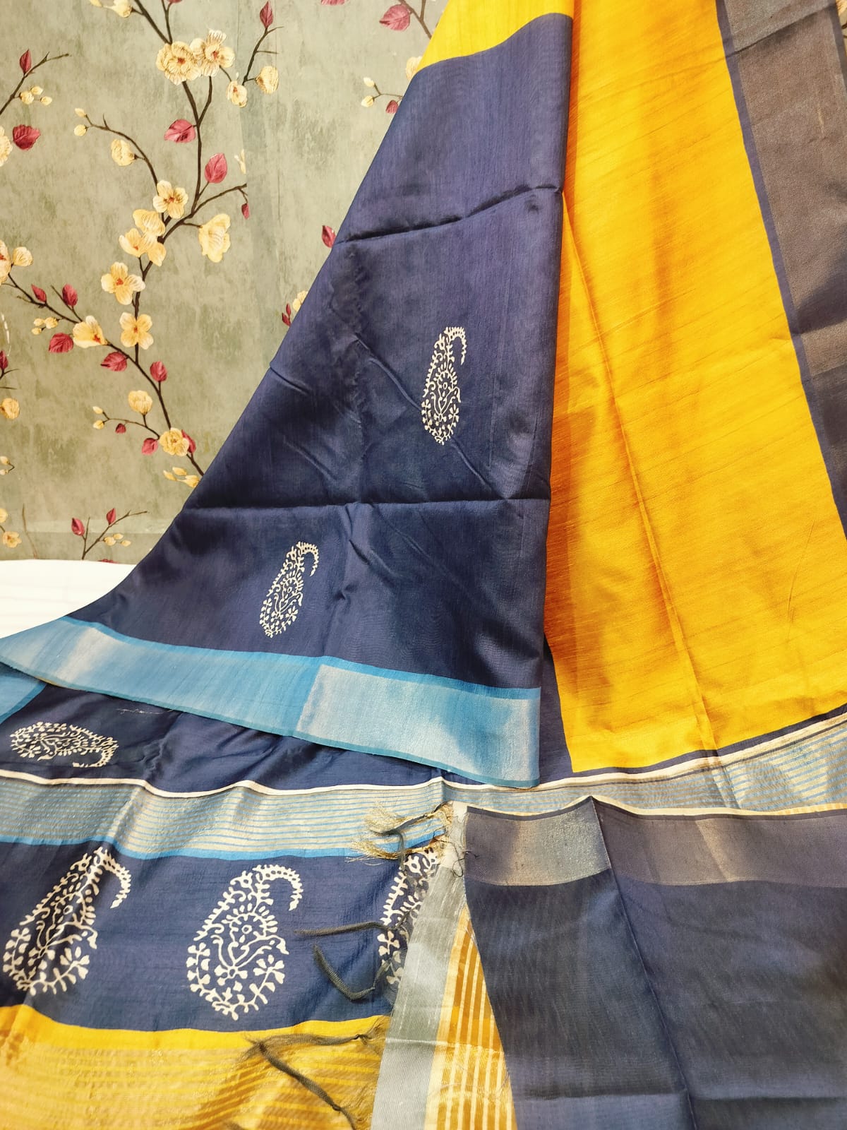 21OS. Semi Tussar Saree with Bp
