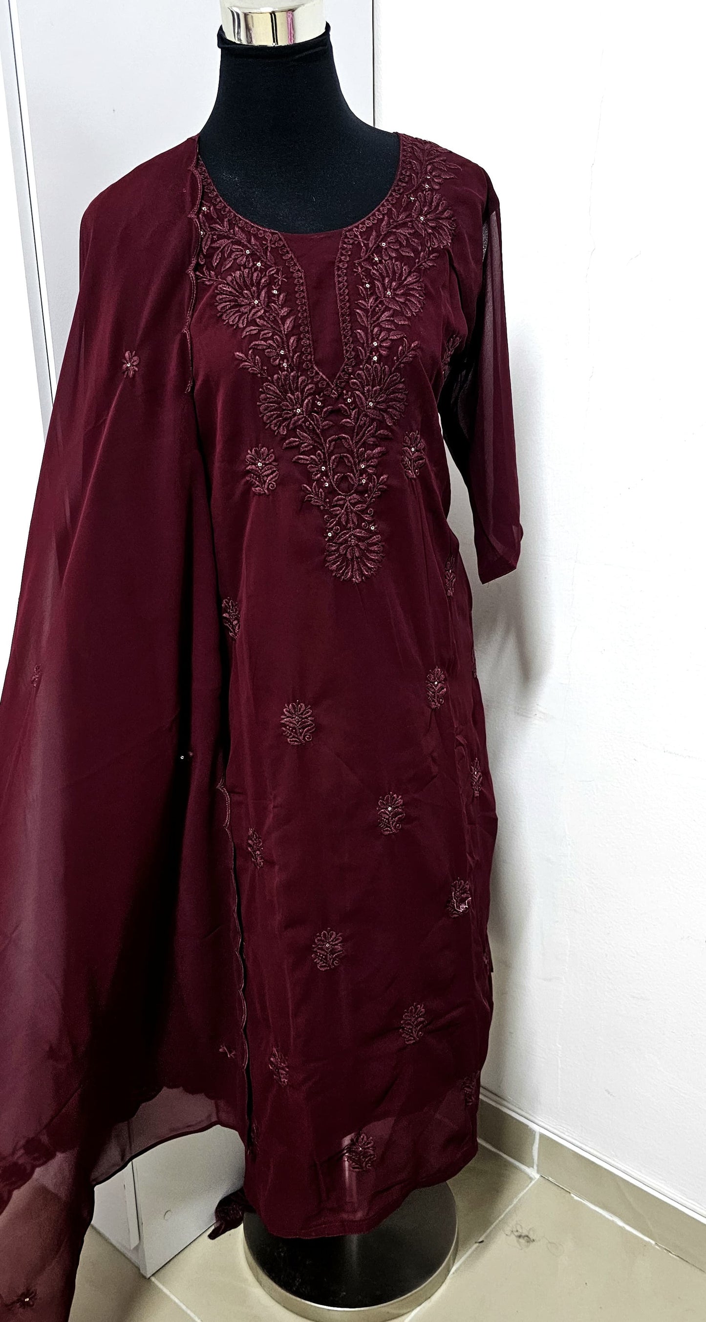 24MY25. Georgette Chikankari Slitted Top Paired with Georgette Dupatta and Shantoon Pant