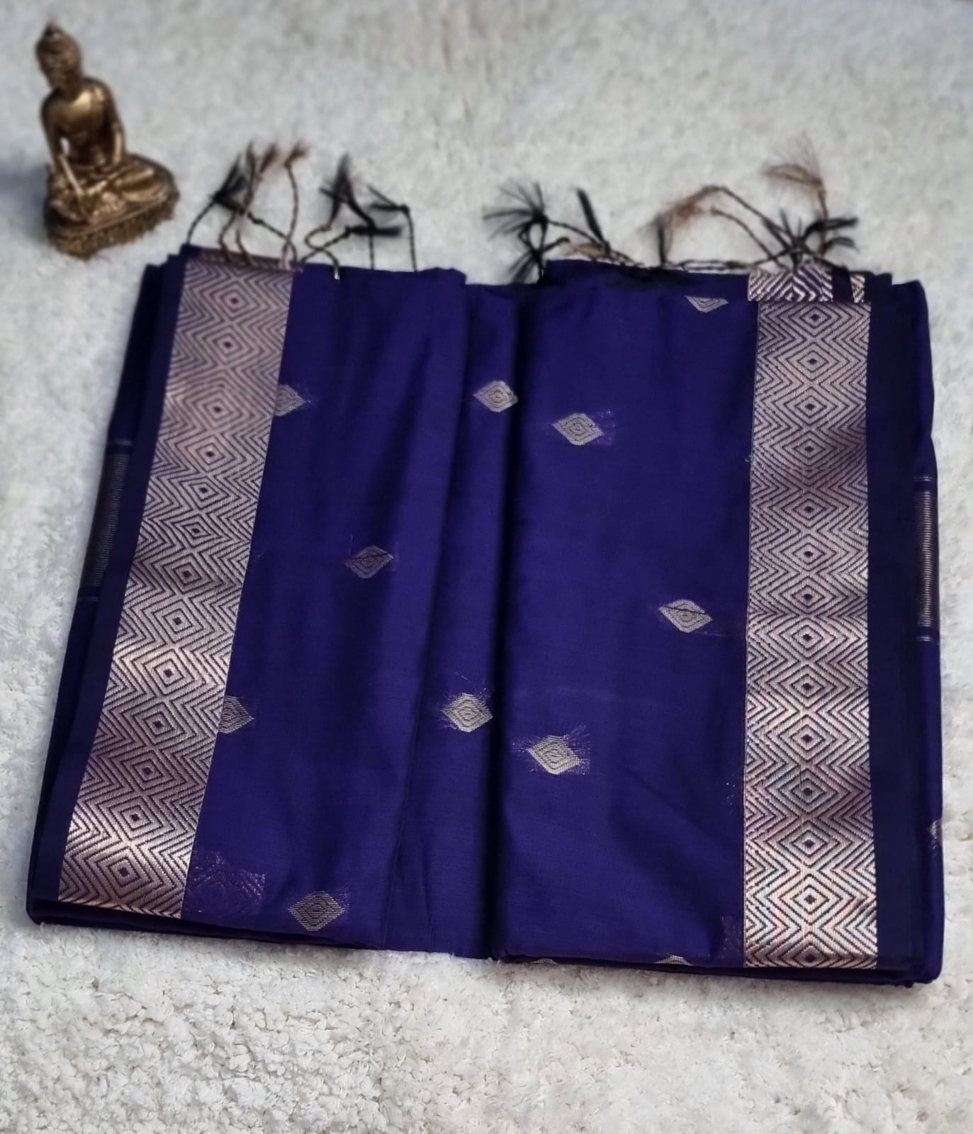 01NOV25.Rich Violet Maheshwari Silk Cotton Saree with Running Blouse Piece