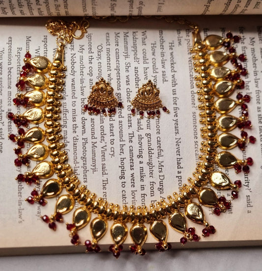 AC13SET. Traditional Manga Maala with Earrings