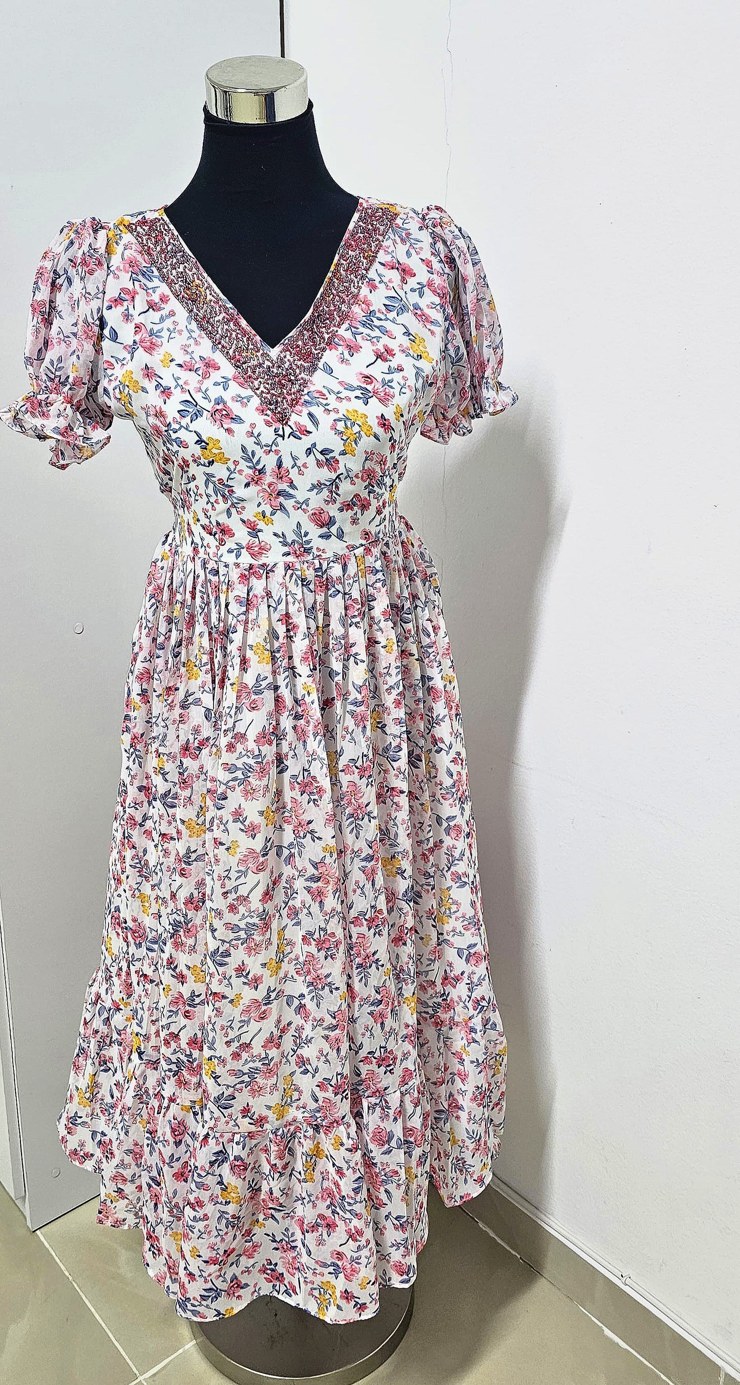 25NOV25. Georgette Frock with Heavy Beads work on the Neckline .