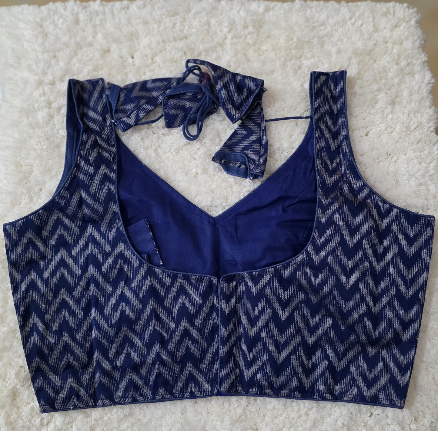 7526. Cotton Blouse