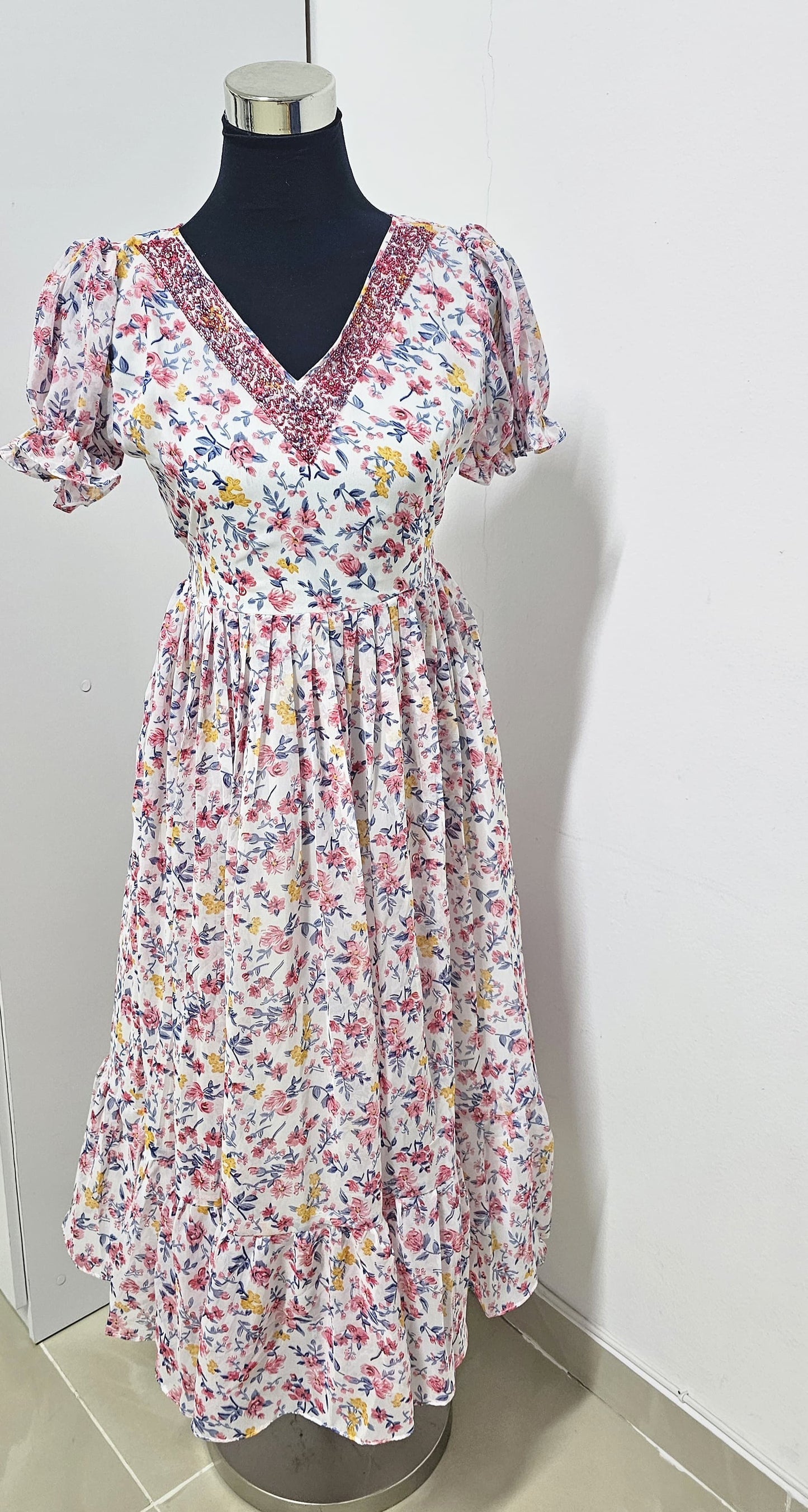 25NOV25. Georgette Frock with Heavy Beads work on the Neckline .