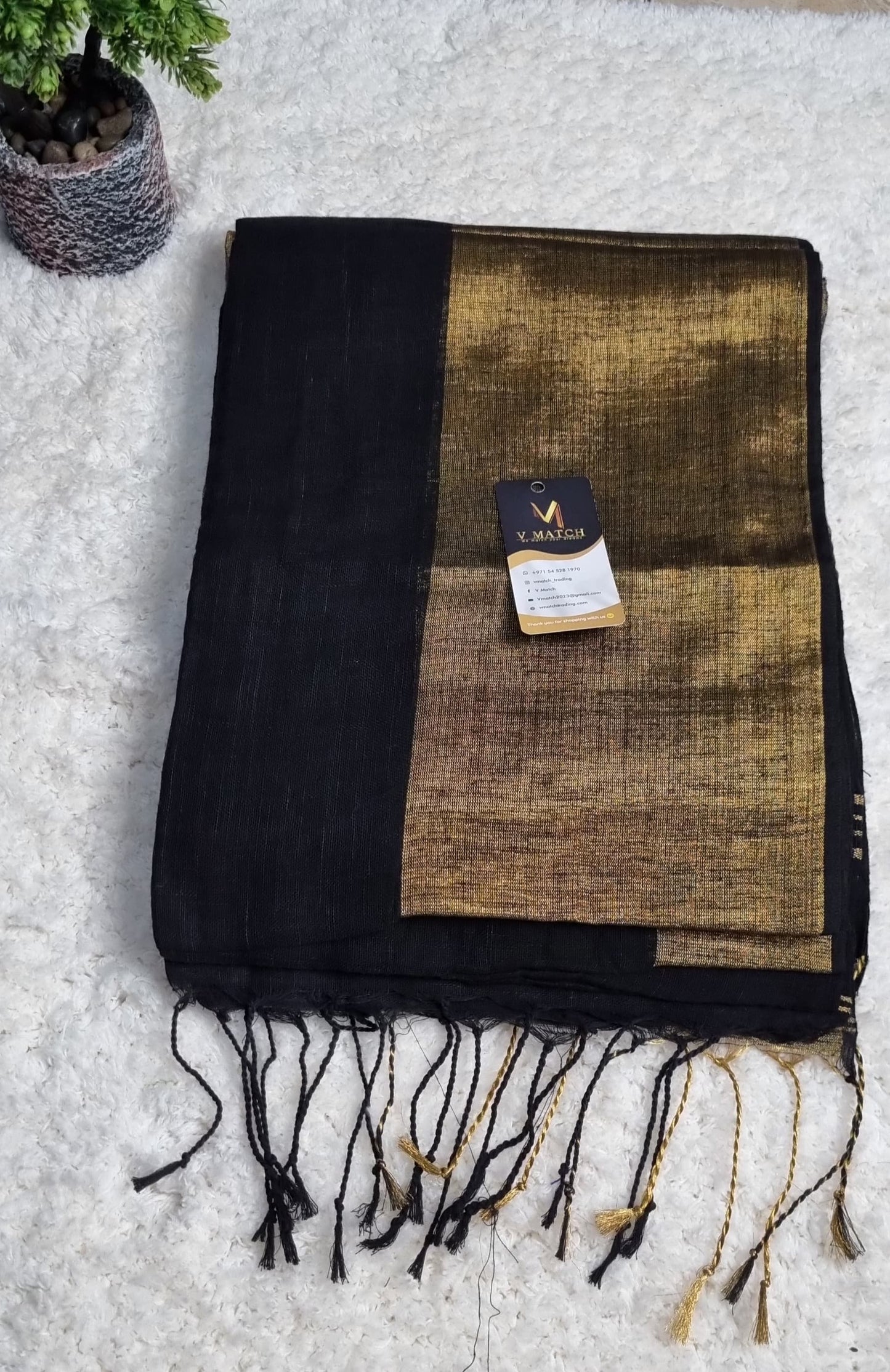 26NOV25-120 Count Linen Saree.