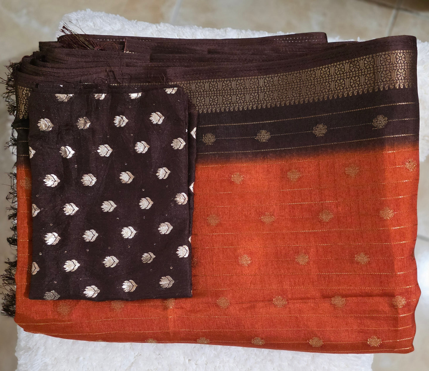 51426. Premium Dola Silk Saree