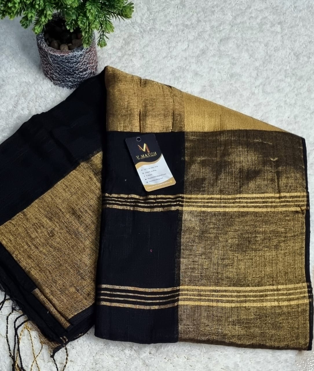 26NOV25-120 Count Linen Saree.