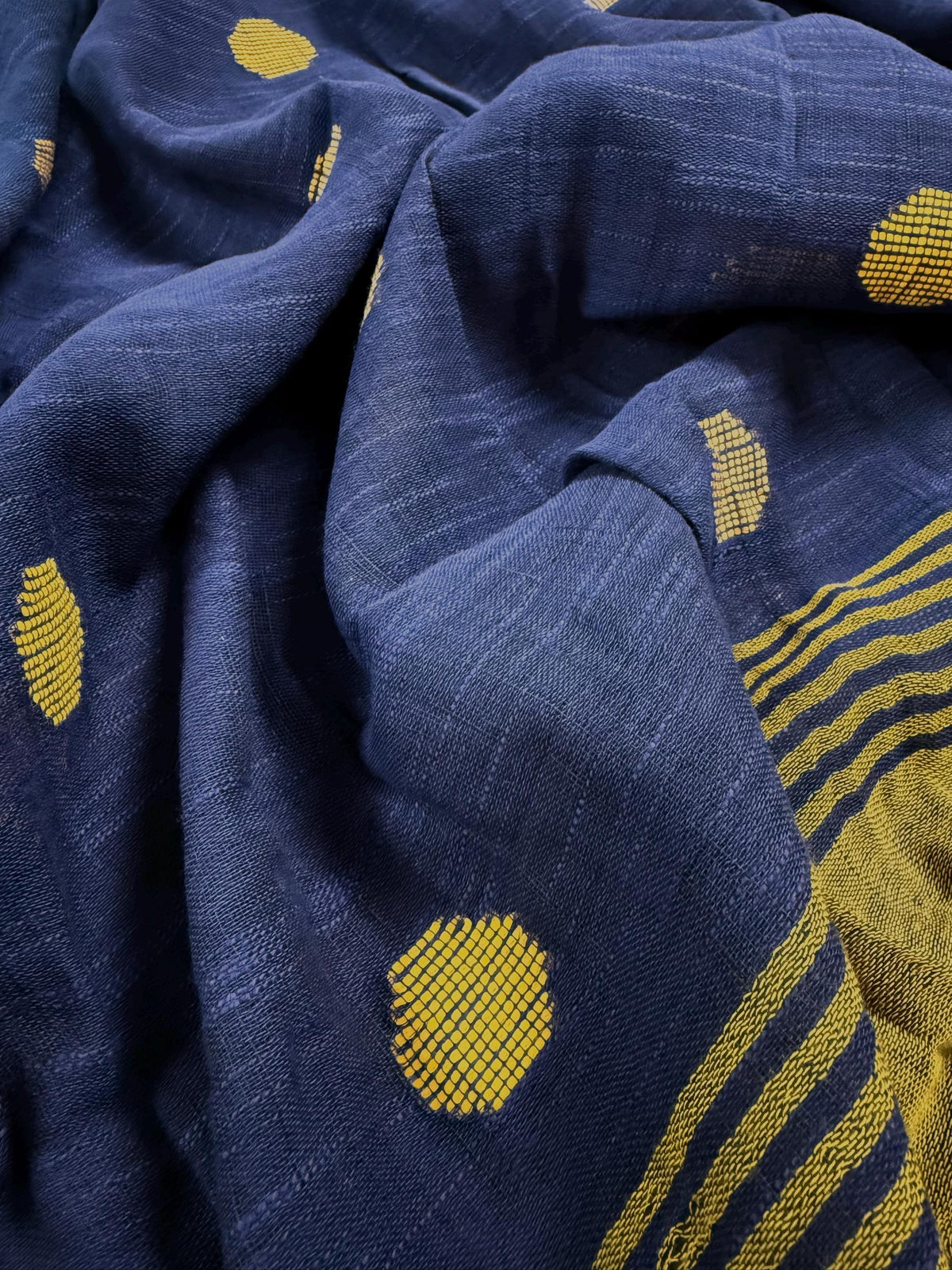 31SEP25.KHADI COTTON HAND WEAVING BALL BUTI SAREE