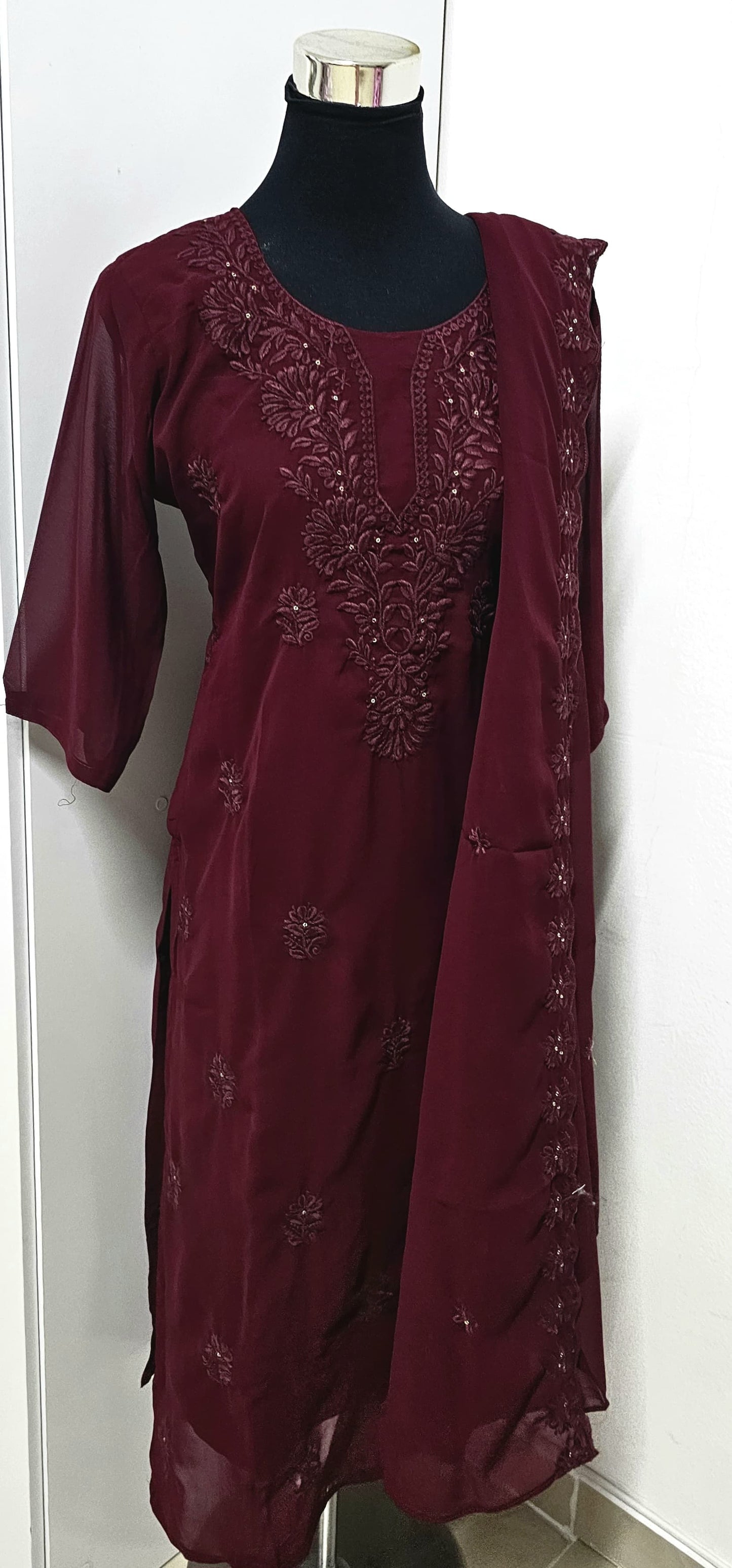 24MY25. Georgette Chikankari Slitted Top Paired with Georgette Dupatta and Shantoon Pant
