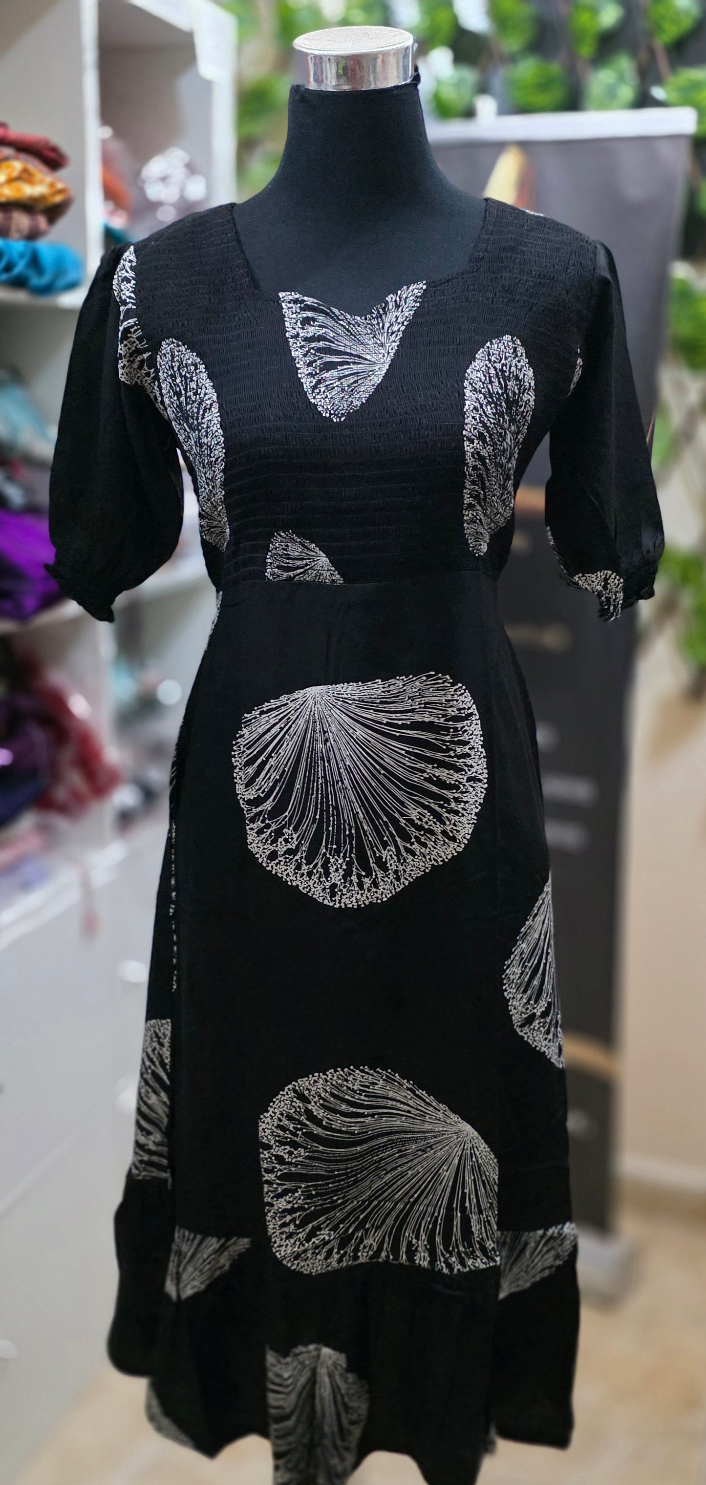 29226. Heavy Rayon Frock