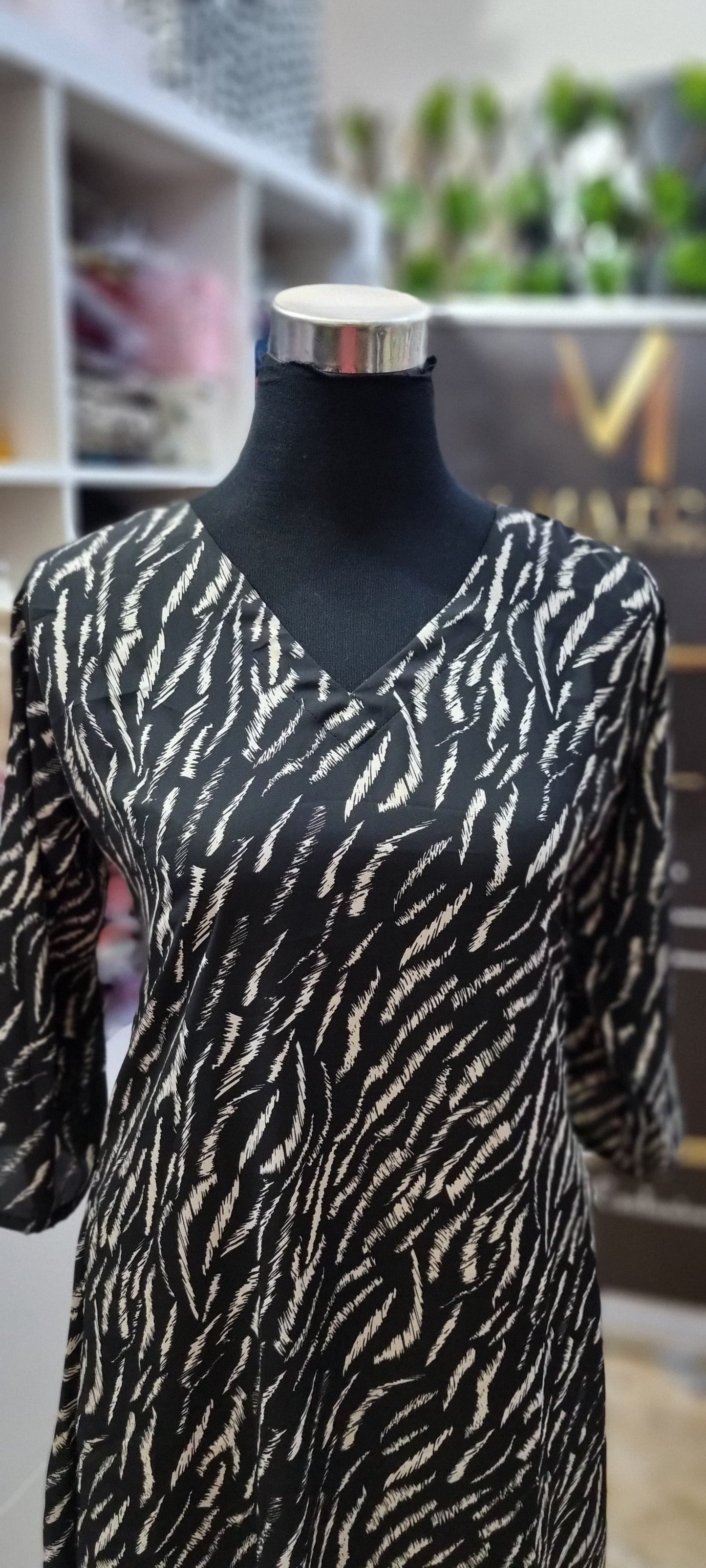 21NOV25. CREPE CO ORD SET.