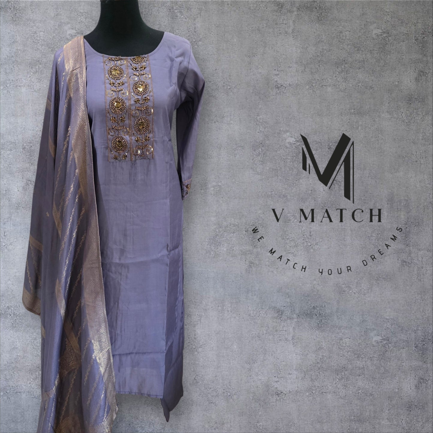 7626. Raw Silk 3 Piece Set.
