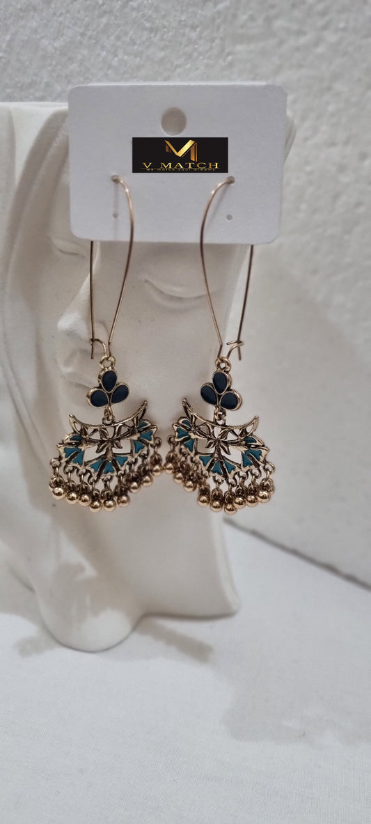 AC 5ER25. Antique Silver Plated Dual Colour Floral Hook Long Earring