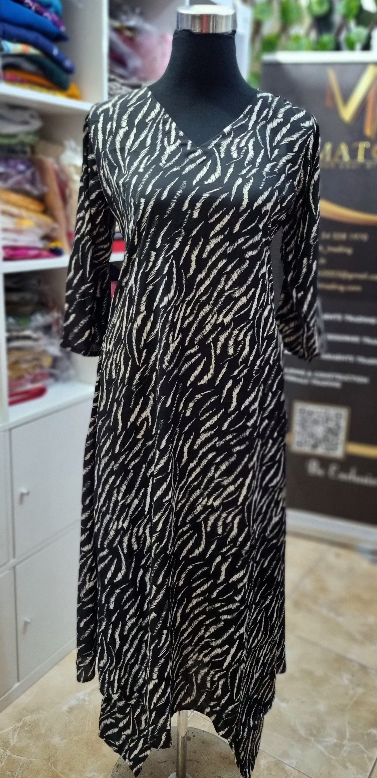 21NOV25. CREPE CO ORD SET.