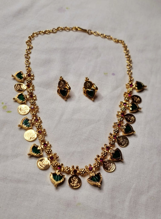 AC12SET. Pallaka and Kasi Fusion Necklace Set with Earrings